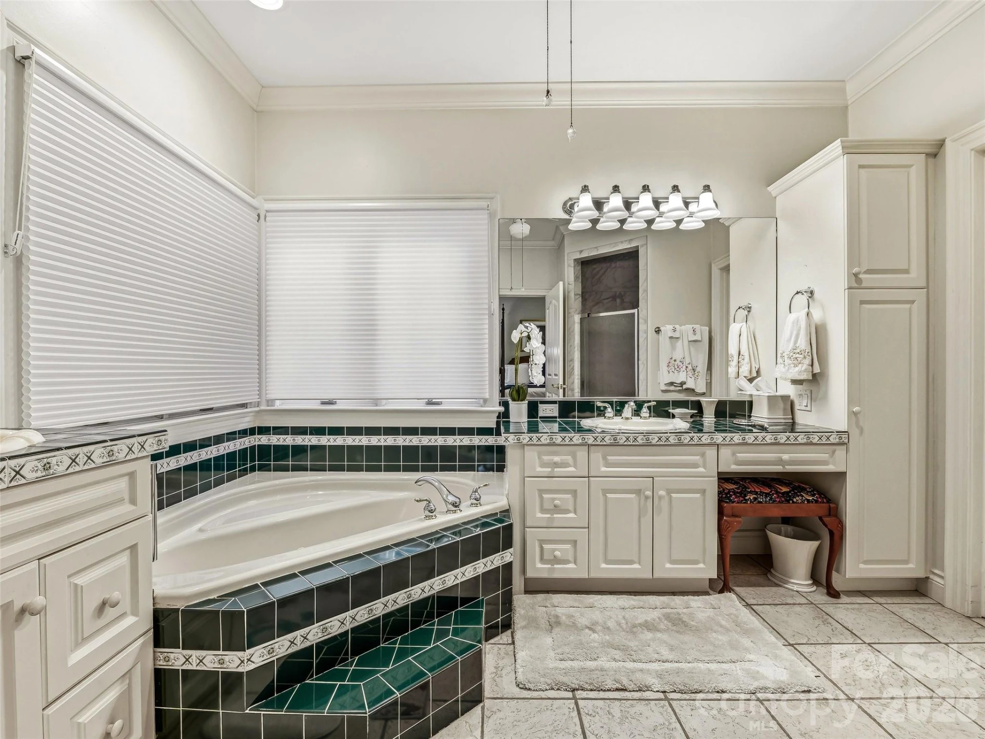 25 Clovelly Way - Photo 24