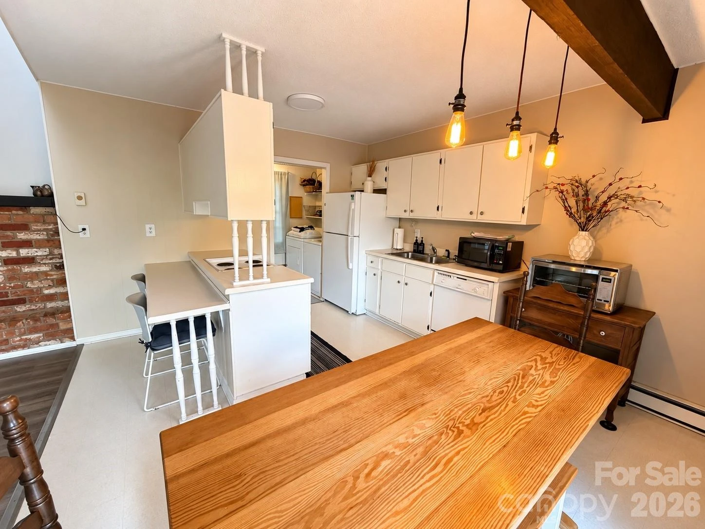 486 Oxford Road - Photo 8