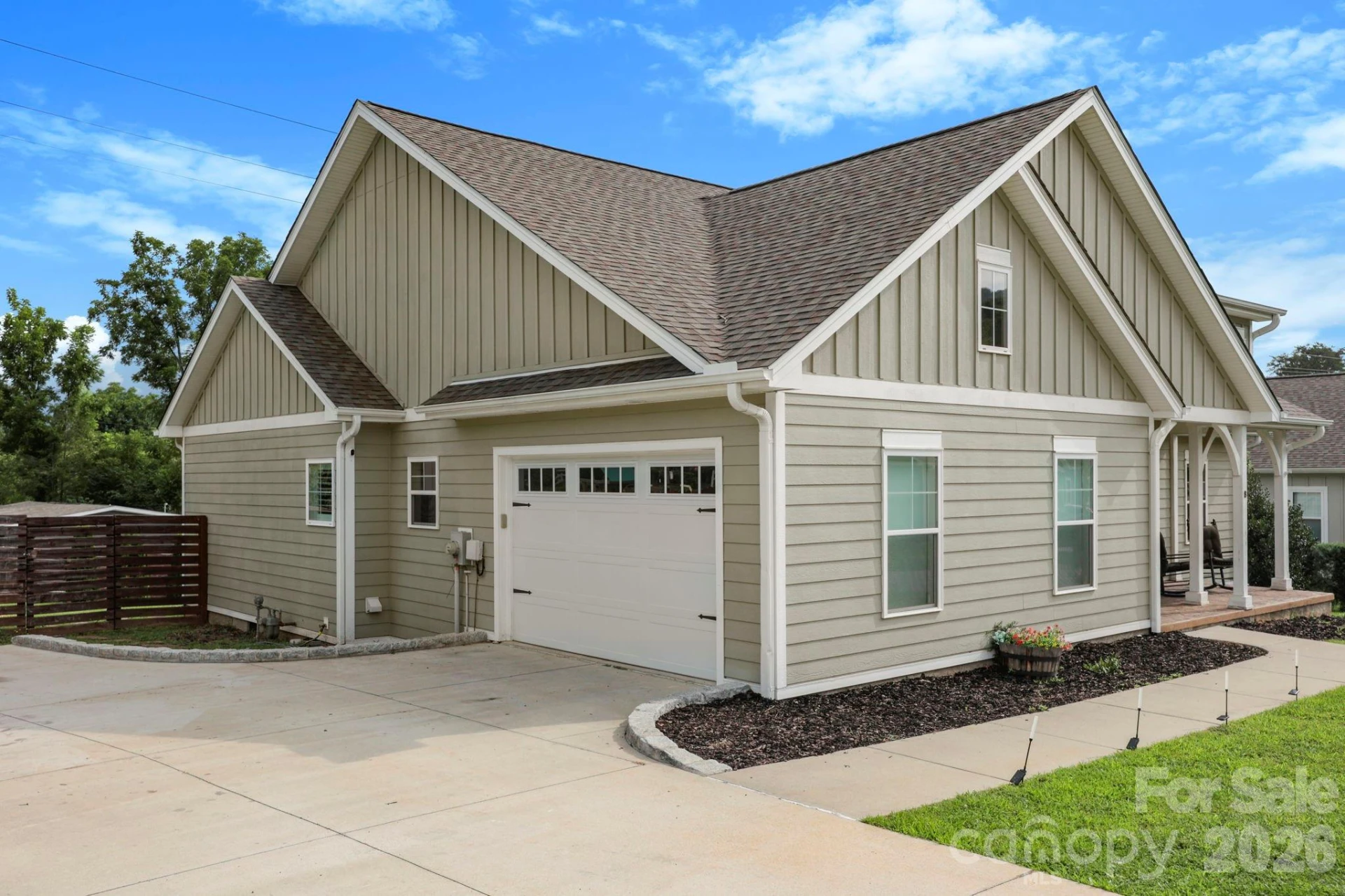 8 Vedder Way - Photo 2