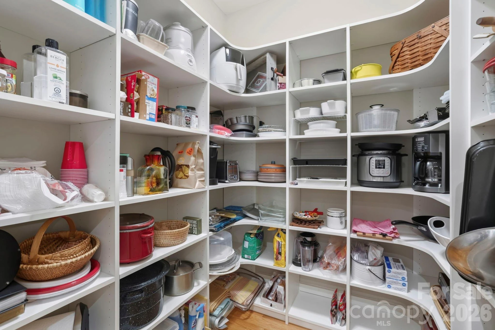 202 Midland Avenue - Photo 7