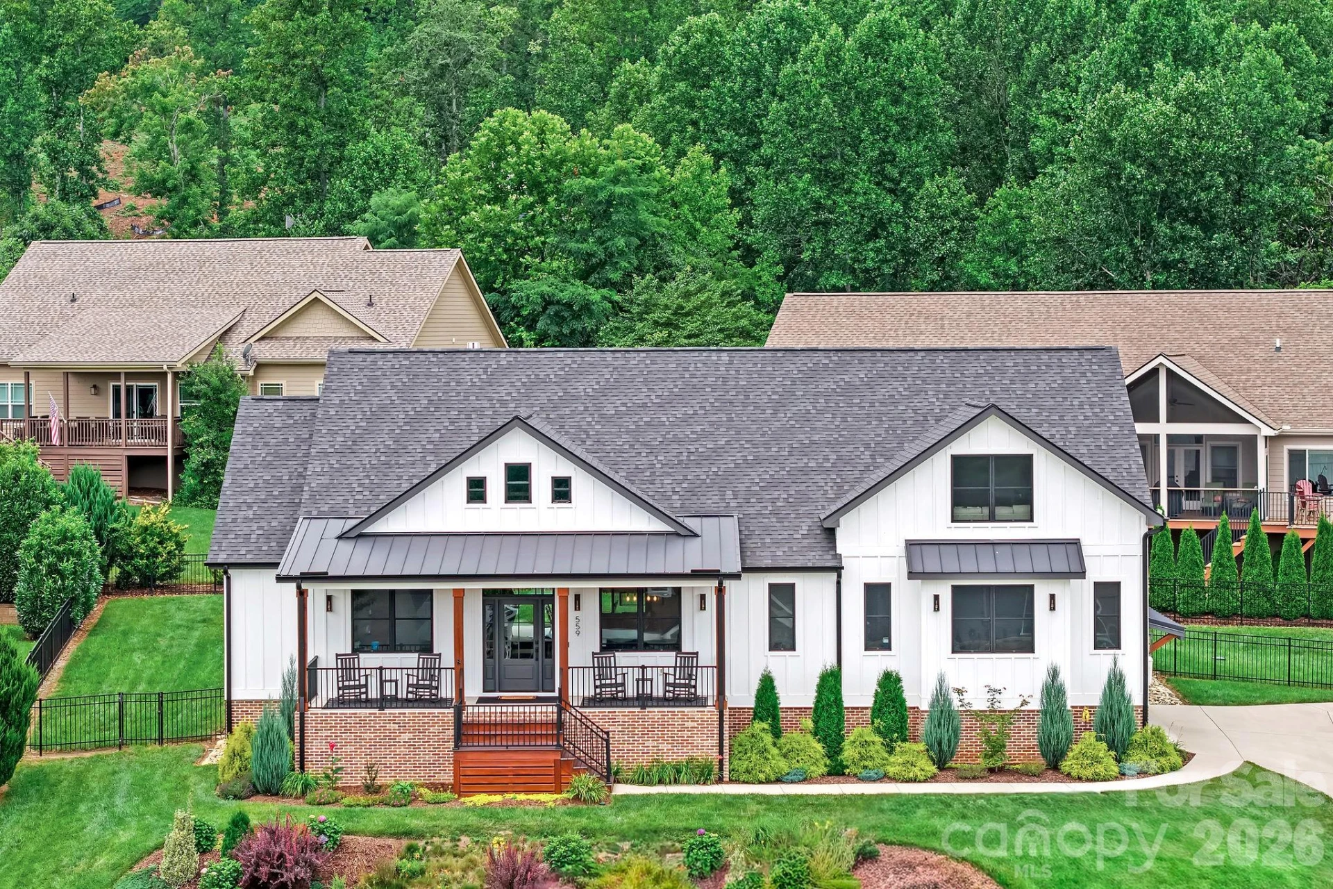 559 Blacksmith Run Drive - Photo 2
