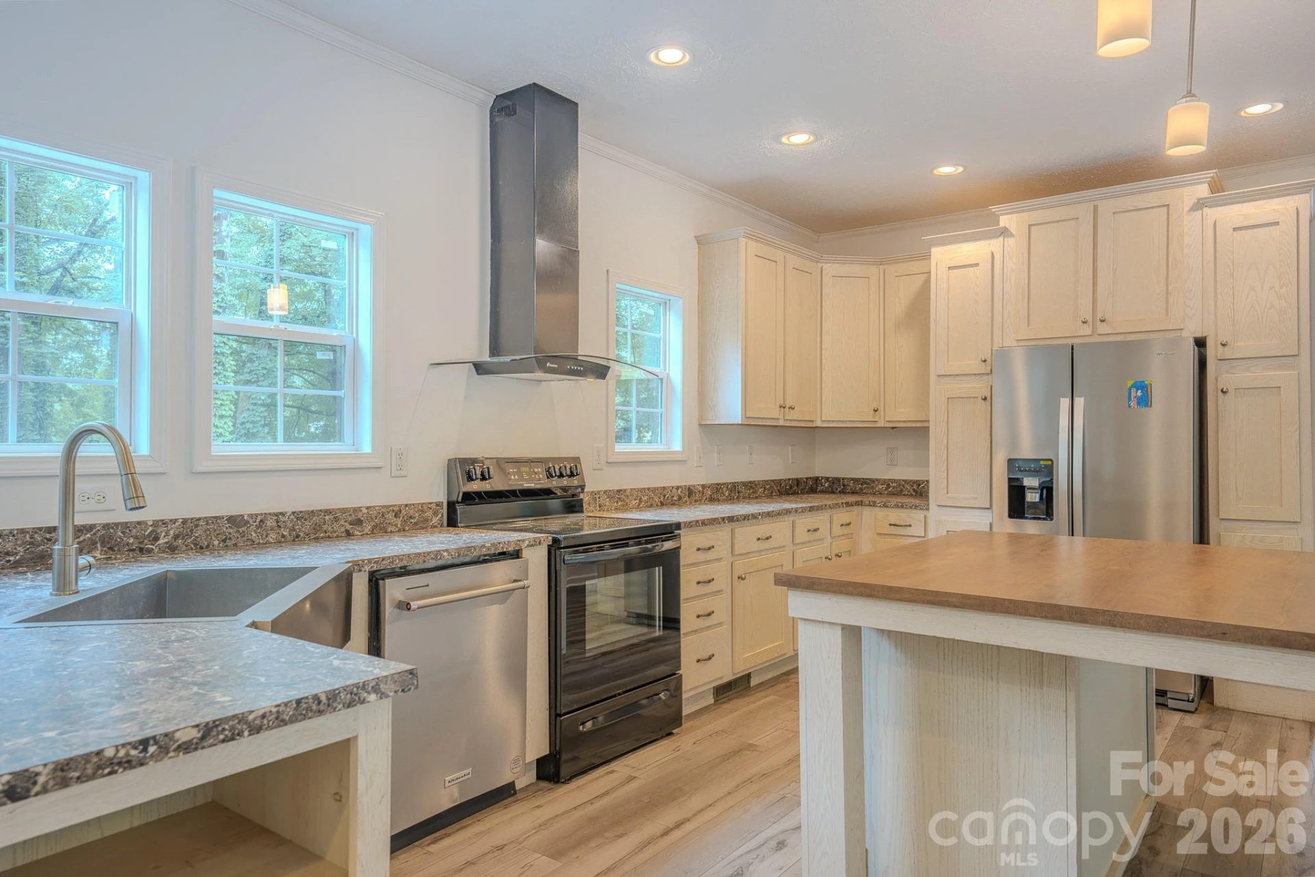 17 Berry Hill Road - Photo 2