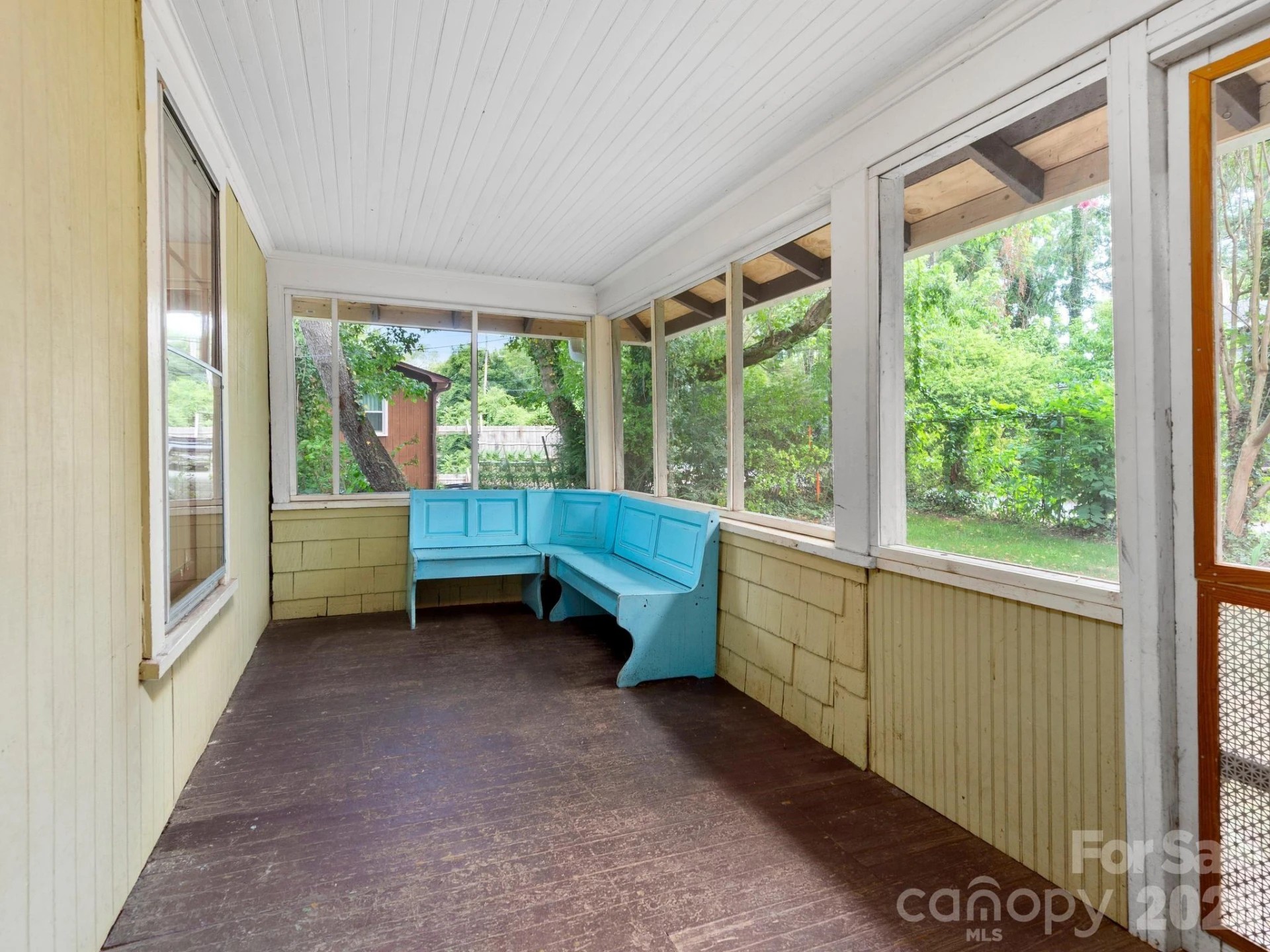57 Dale Street - Photo 2