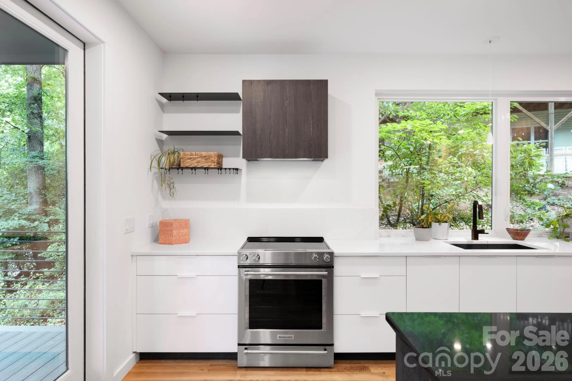 190 Rumbough Place - Photo 10