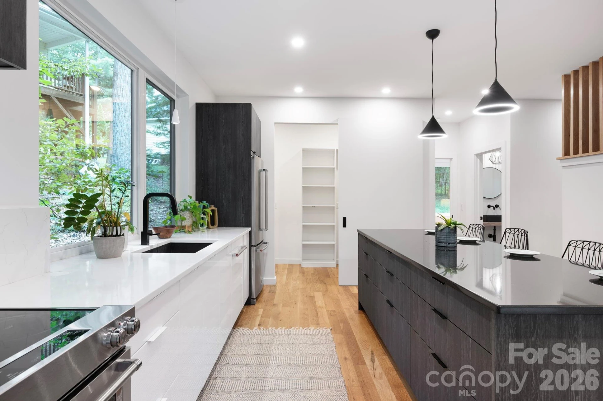 190 Rumbough Place - Photo 13