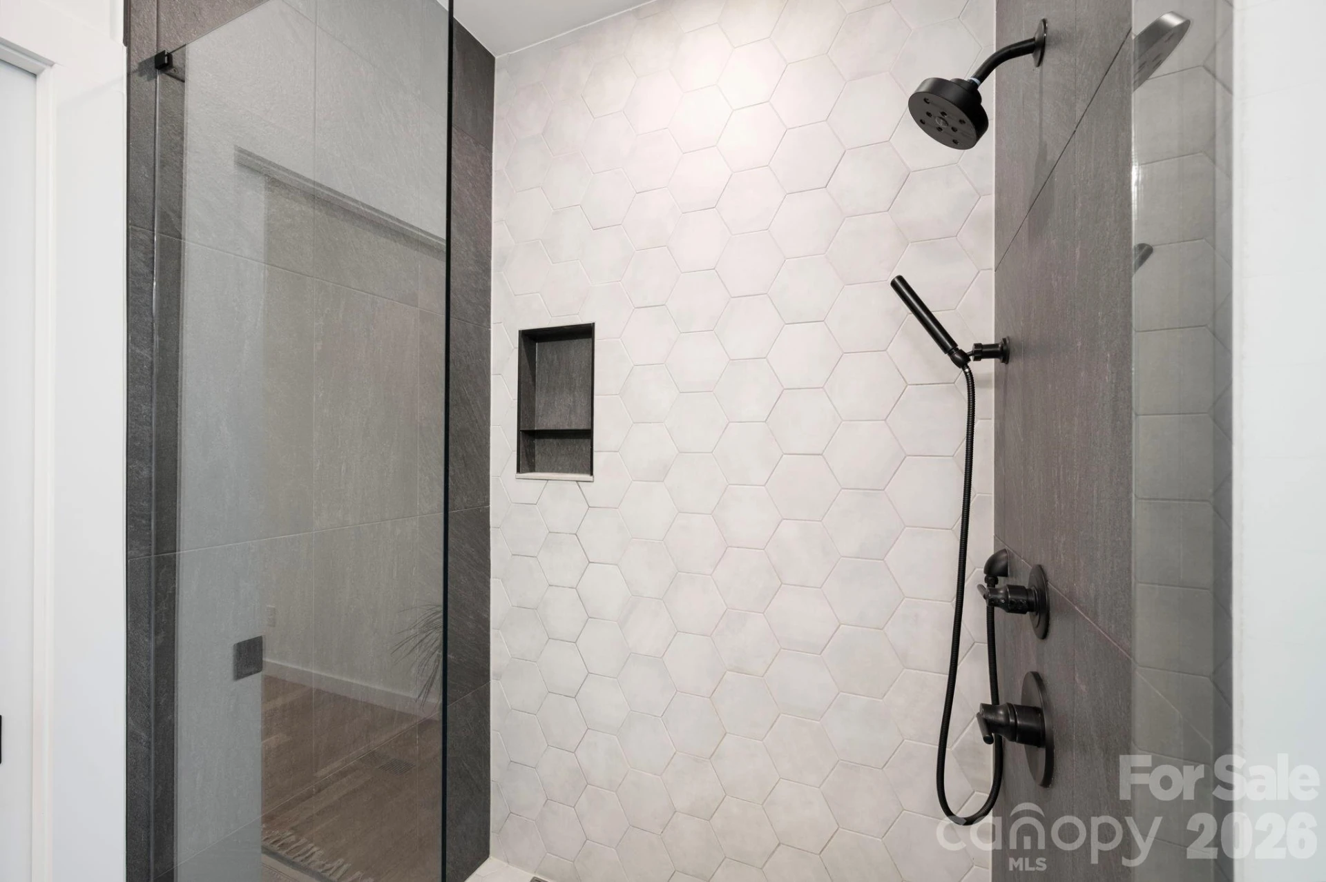 190 Rumbough Place - Photo 22