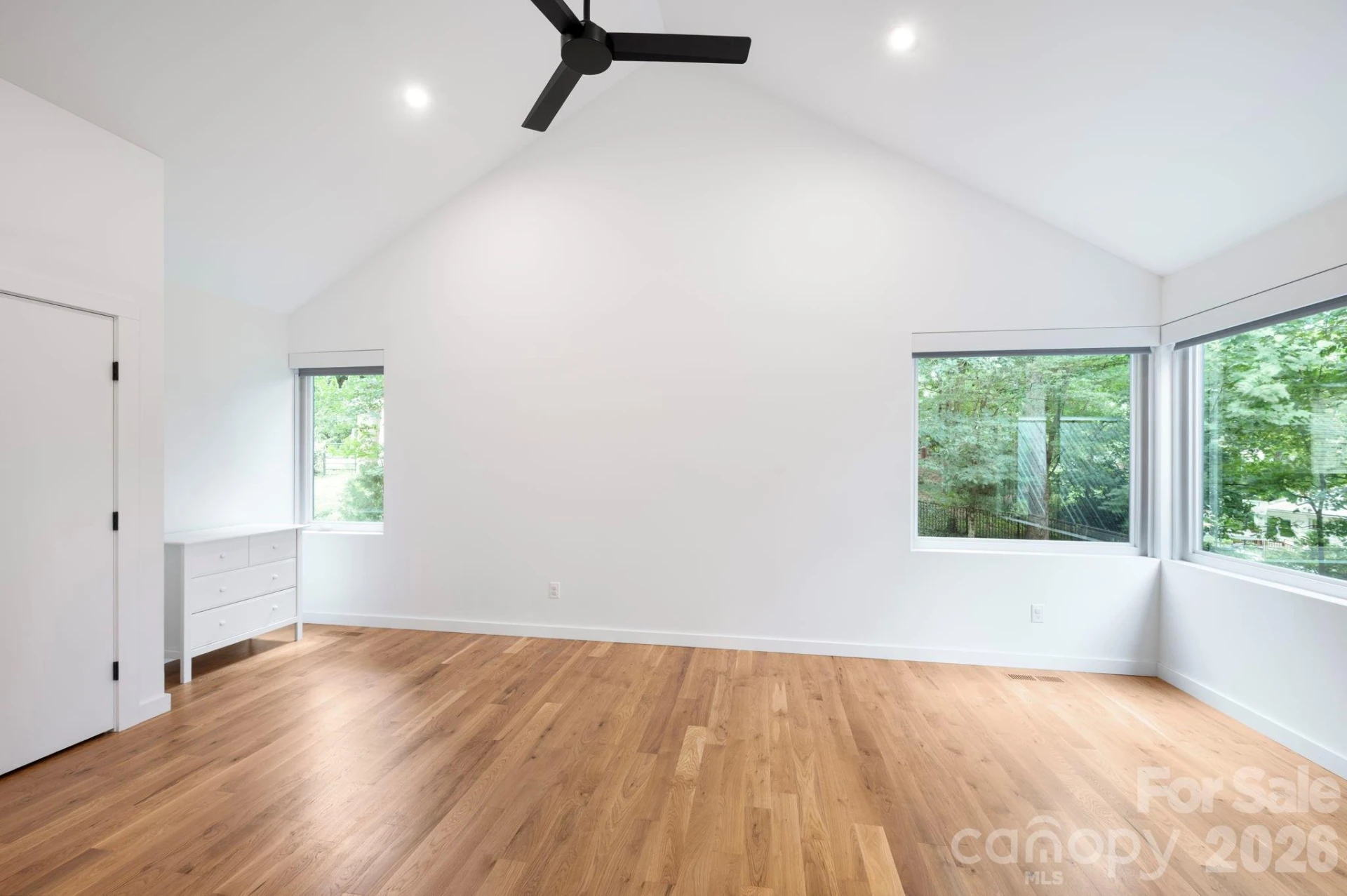 190 Rumbough Place - Photo 28