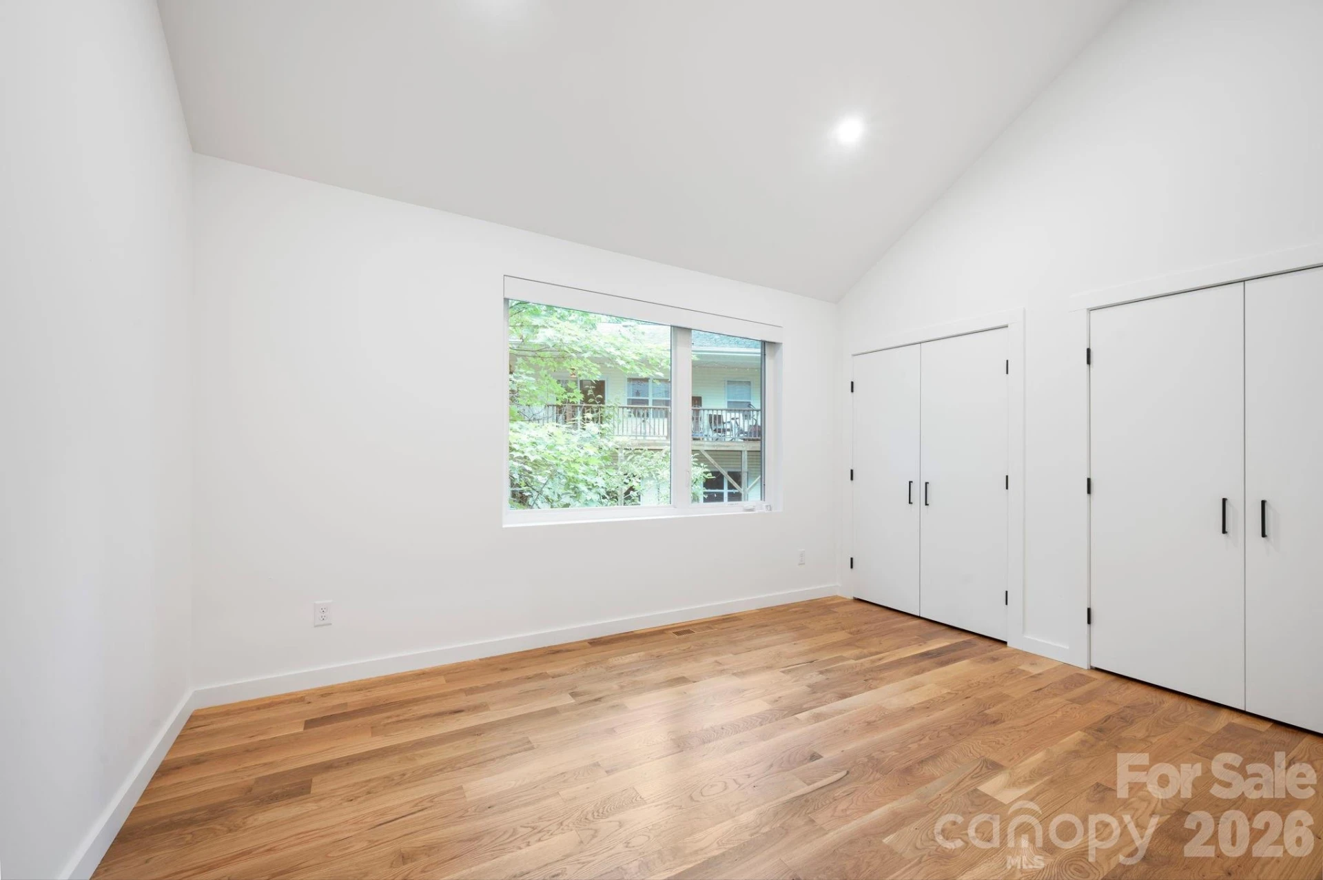 190 Rumbough Place - Photo 29
