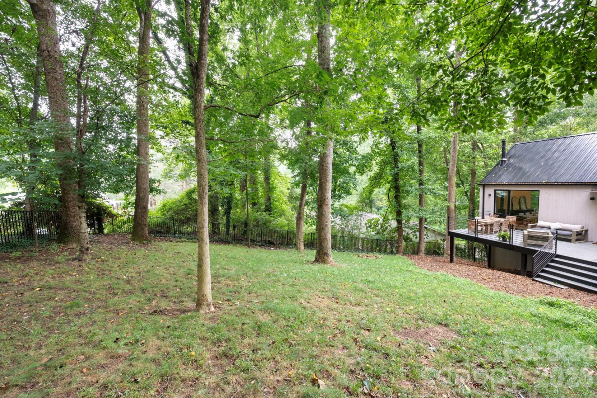 190 Rumbough Place - Photo 41