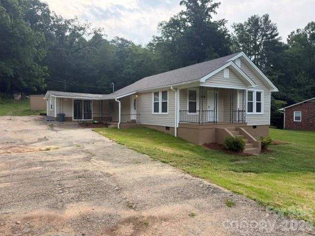 299 US 221 Highway S - Photo 24