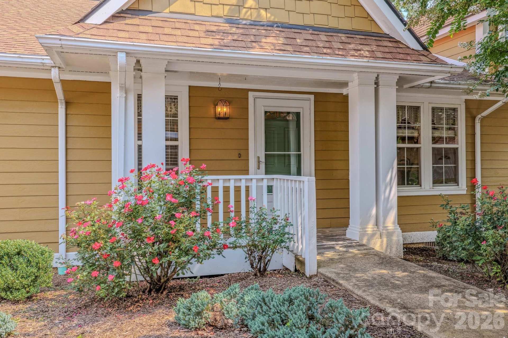 902 Woodlea Court - Photo 3