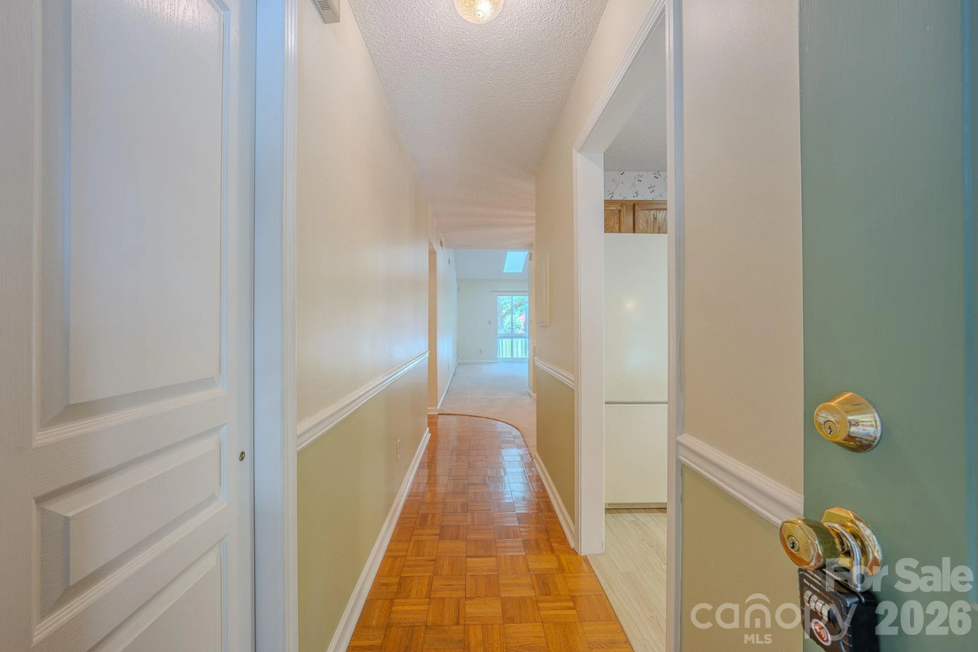 902 Woodlea Court - Photo 5