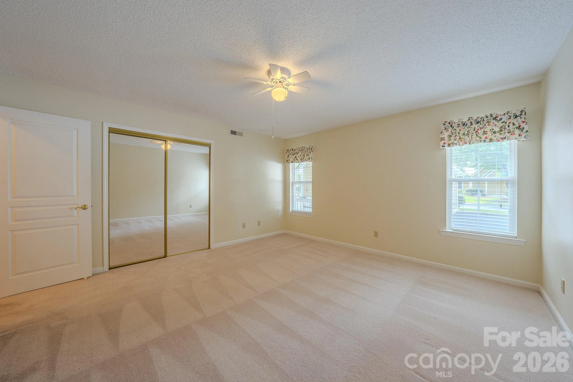 902 Woodlea Court - Photo 23