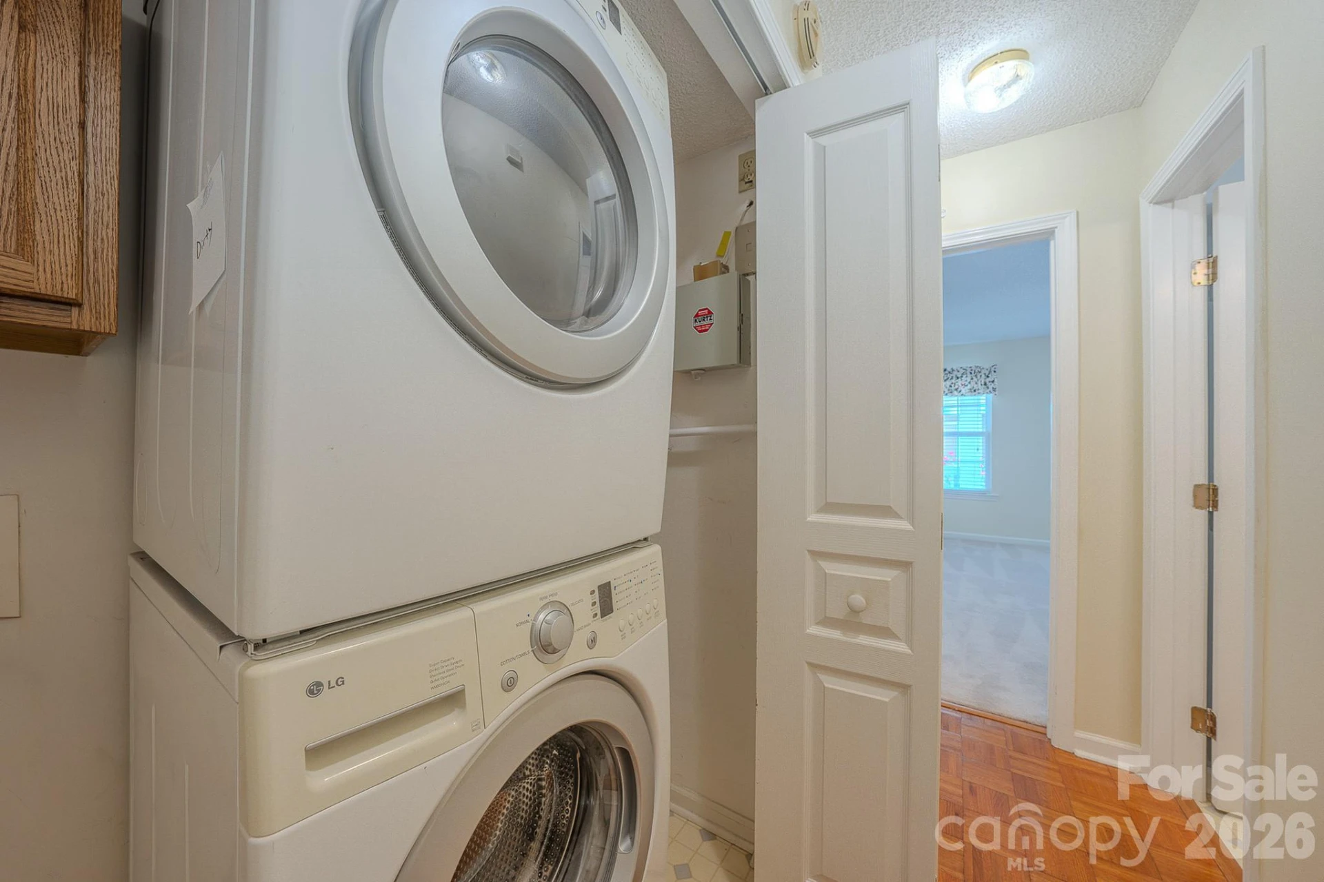 902 Woodlea Court - Photo 33