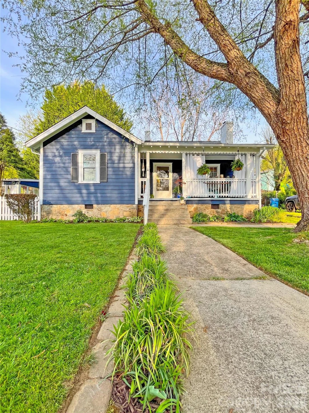271 Brook Street - Photo 4