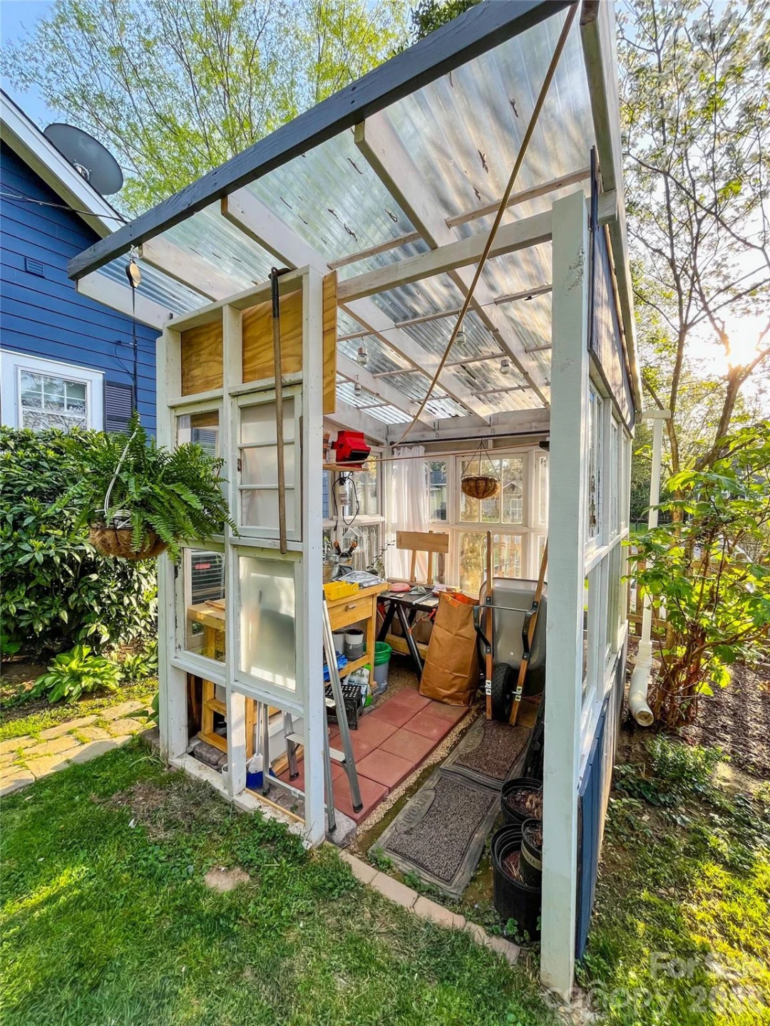271 Brook Street - Photo 6