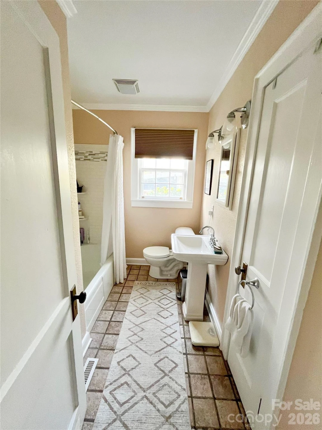 271 Brook Street - Photo 13