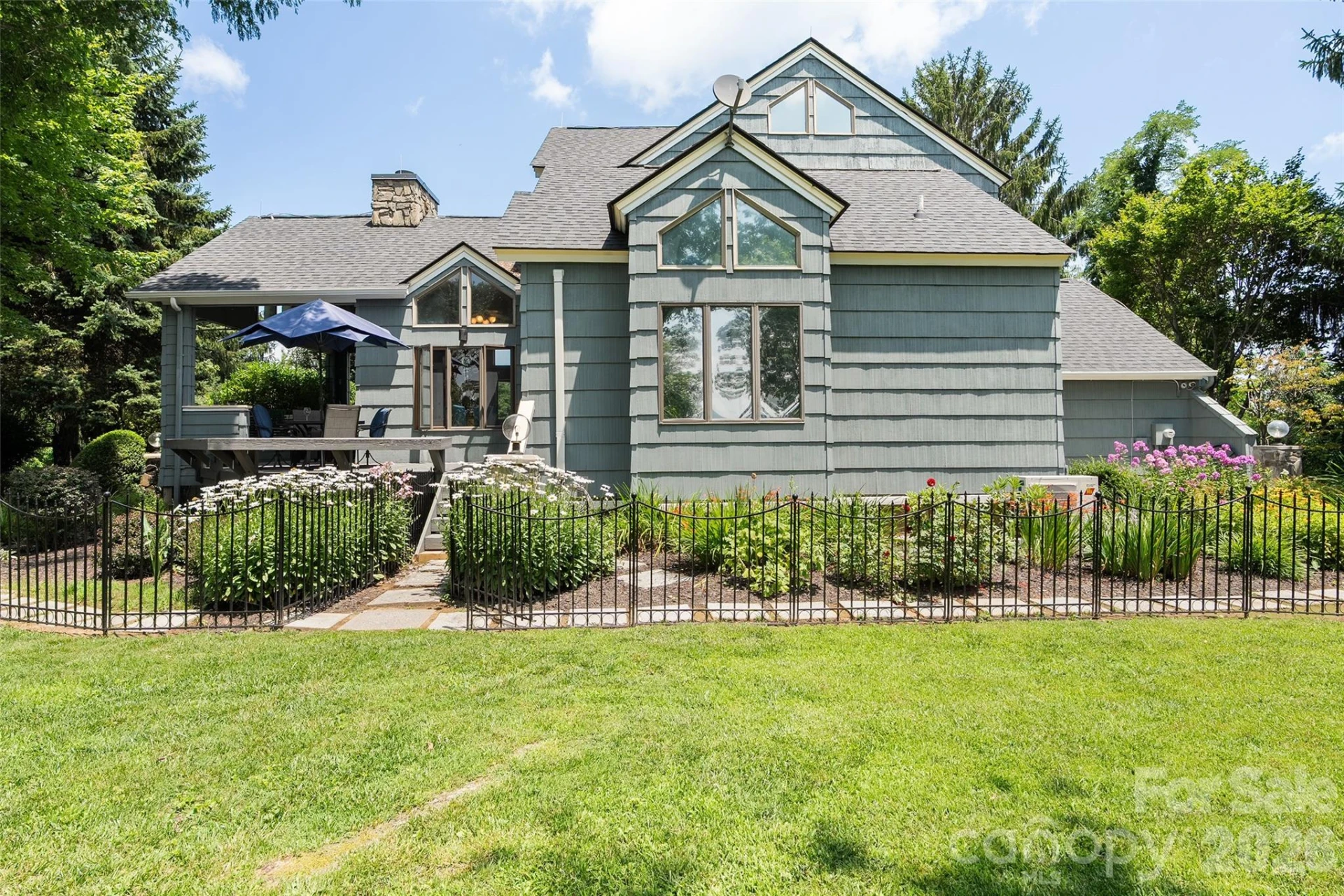 80 Strickland Drive - Photo 5