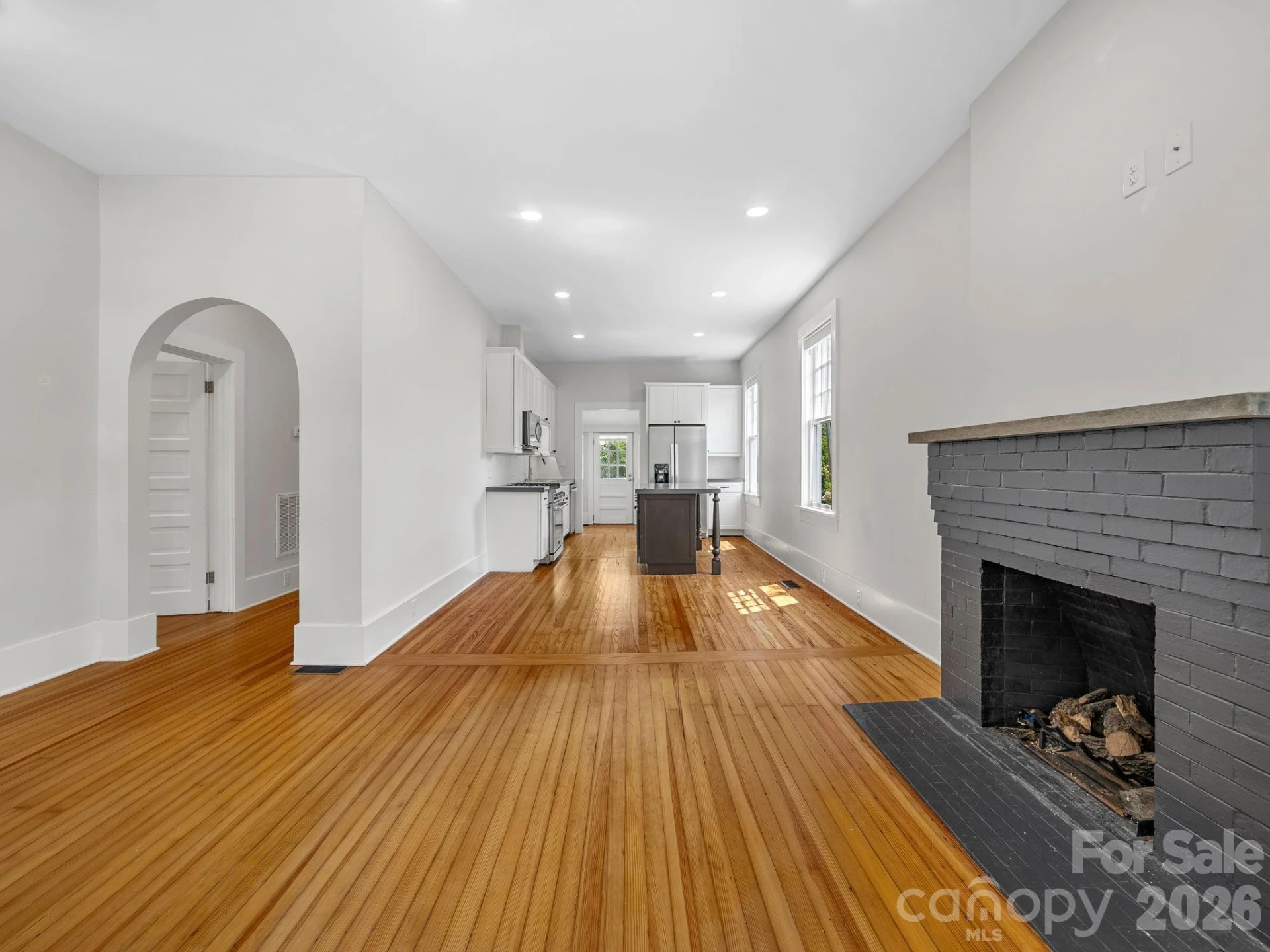 143 Broadway Avenue - Photo 10