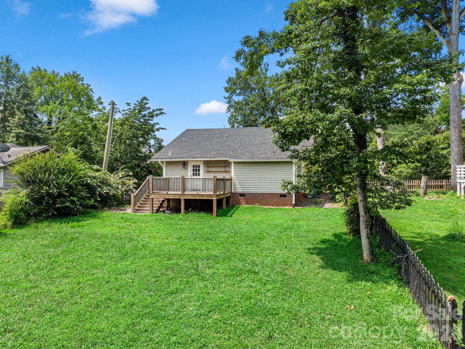 143 Broadway Avenue - Photo 30