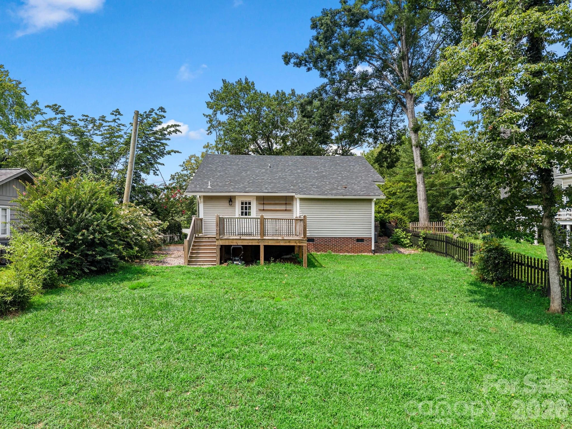 143 Broadway Avenue - Photo 32