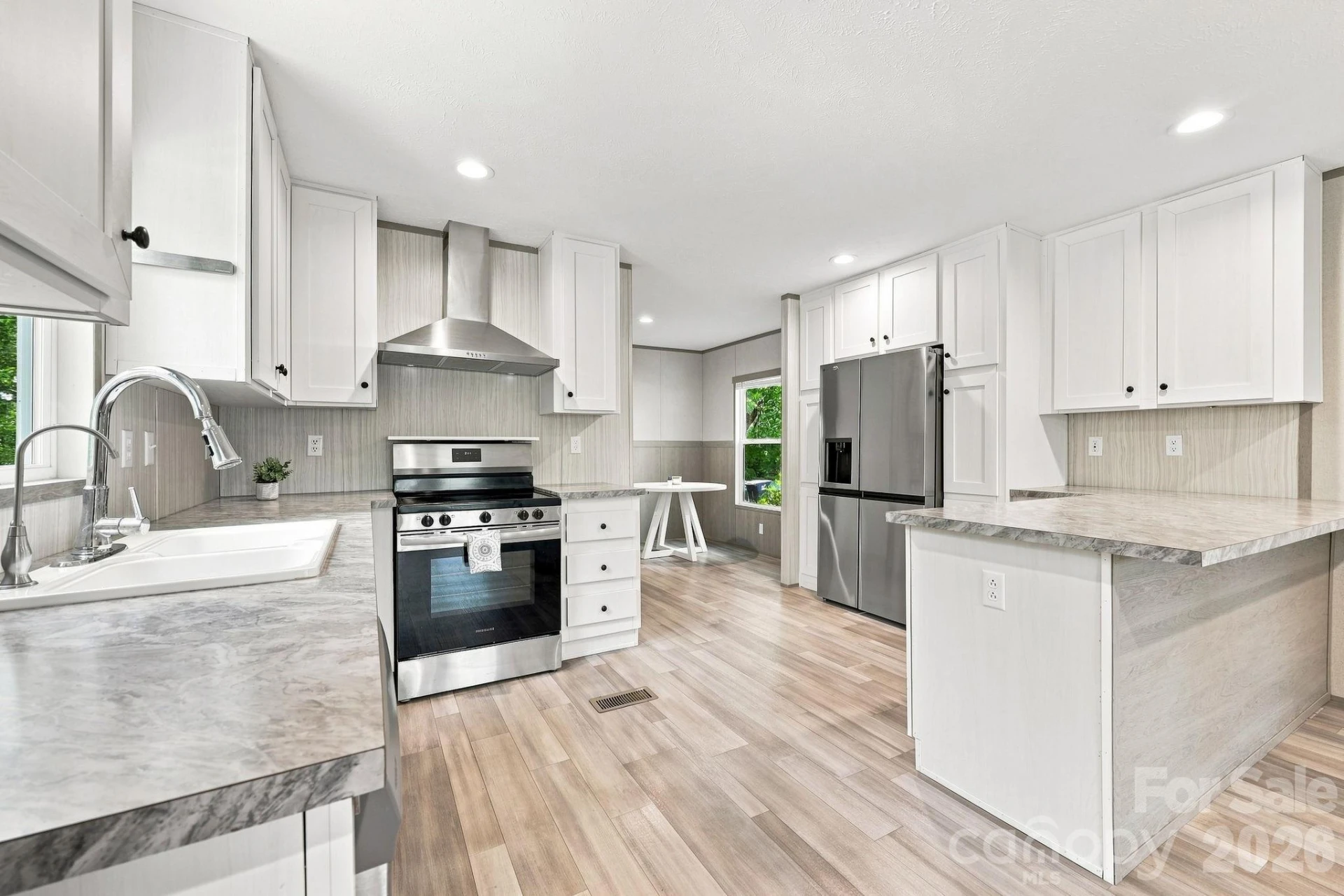146 & 148 Bradshaw Circle - Photo 10