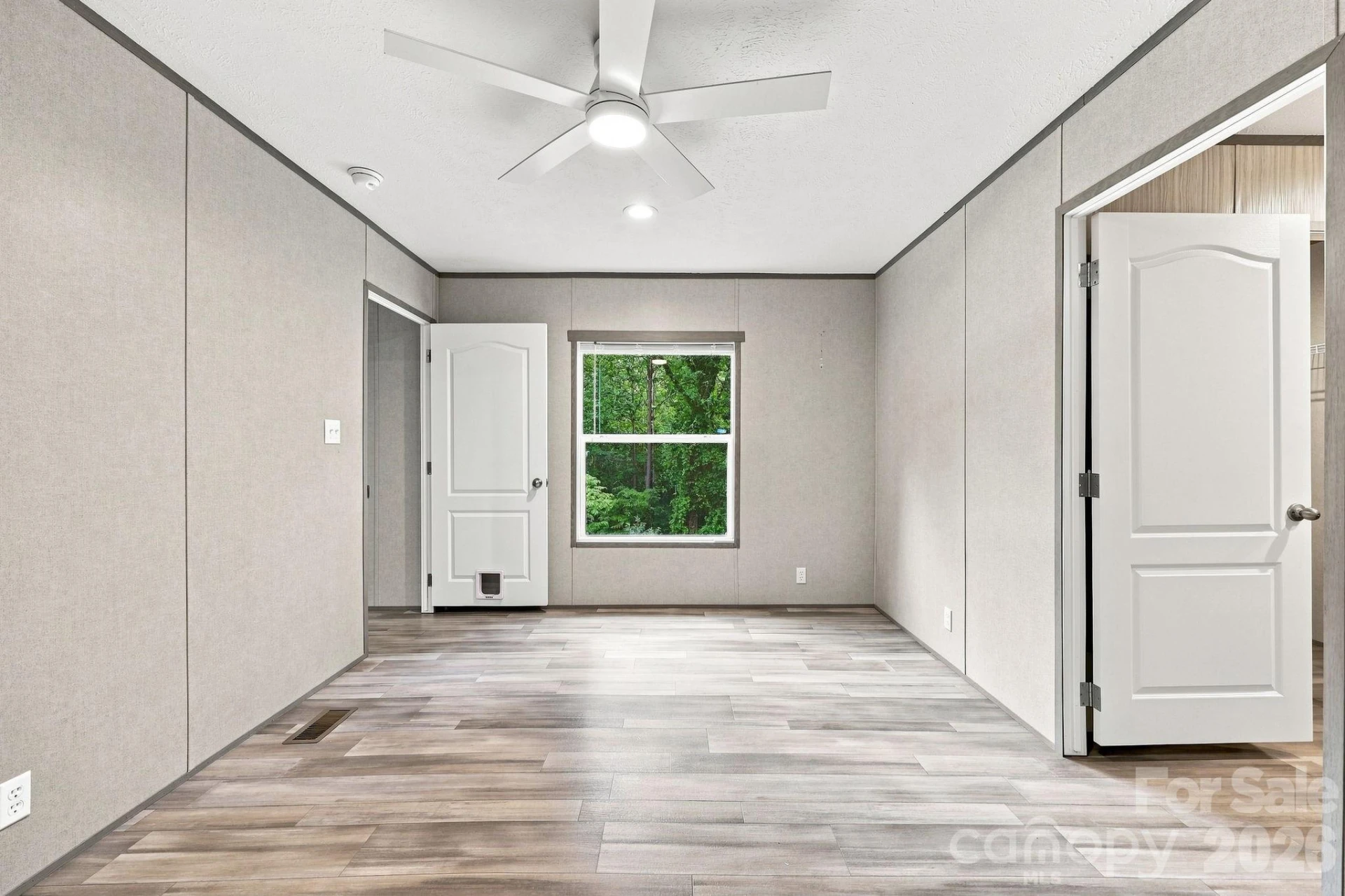 146 & 148 Bradshaw Circle - Photo 18