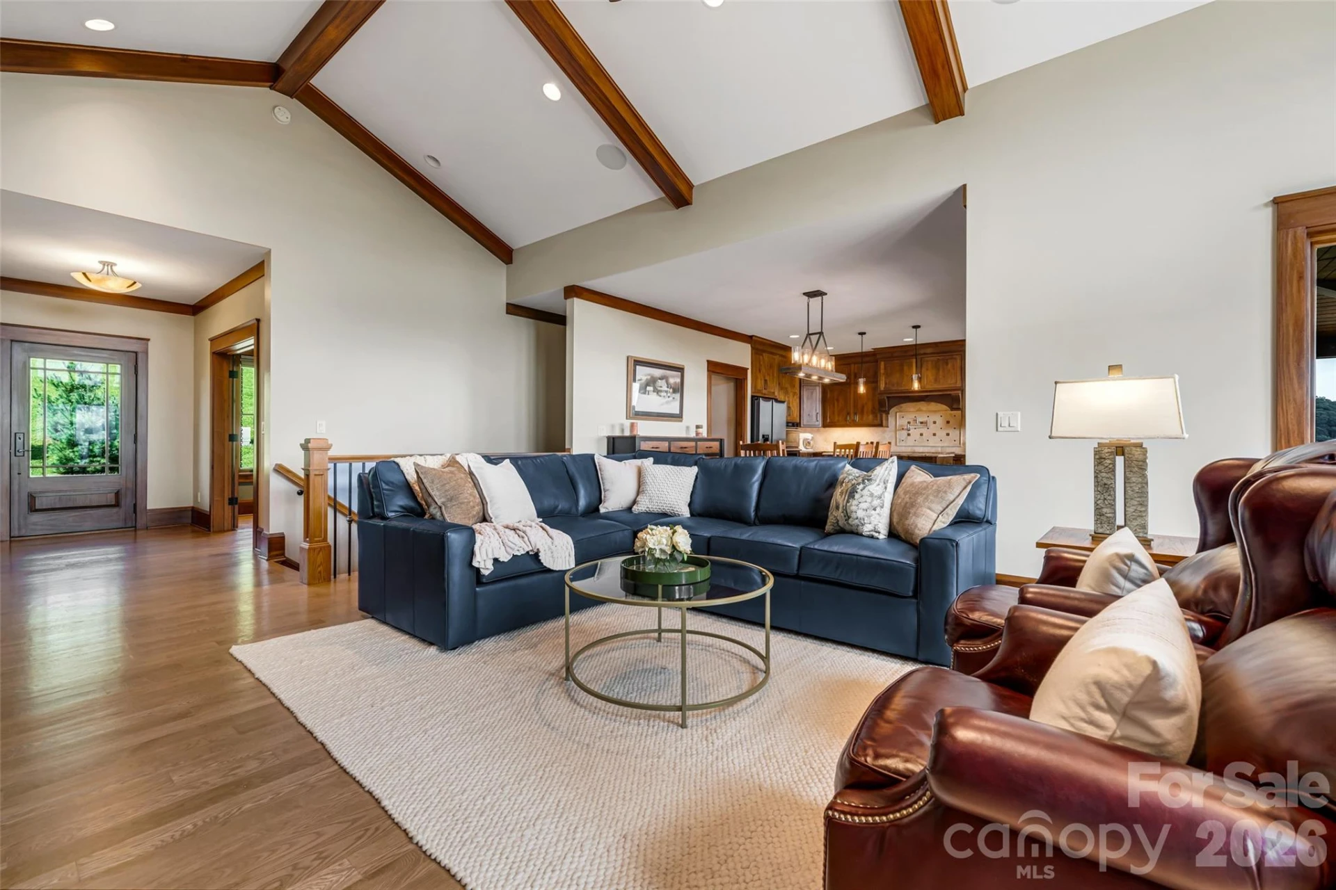 320 Summerset Drive - Photo 6