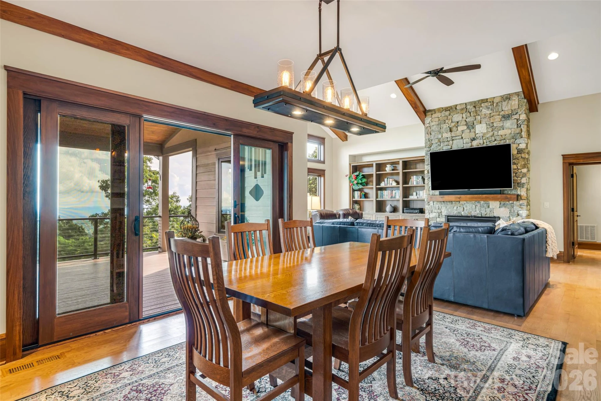 320 Summerset Drive - Photo 11