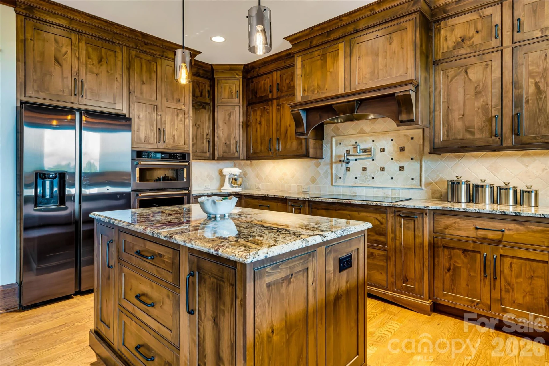 320 Summerset Drive - Photo 12
