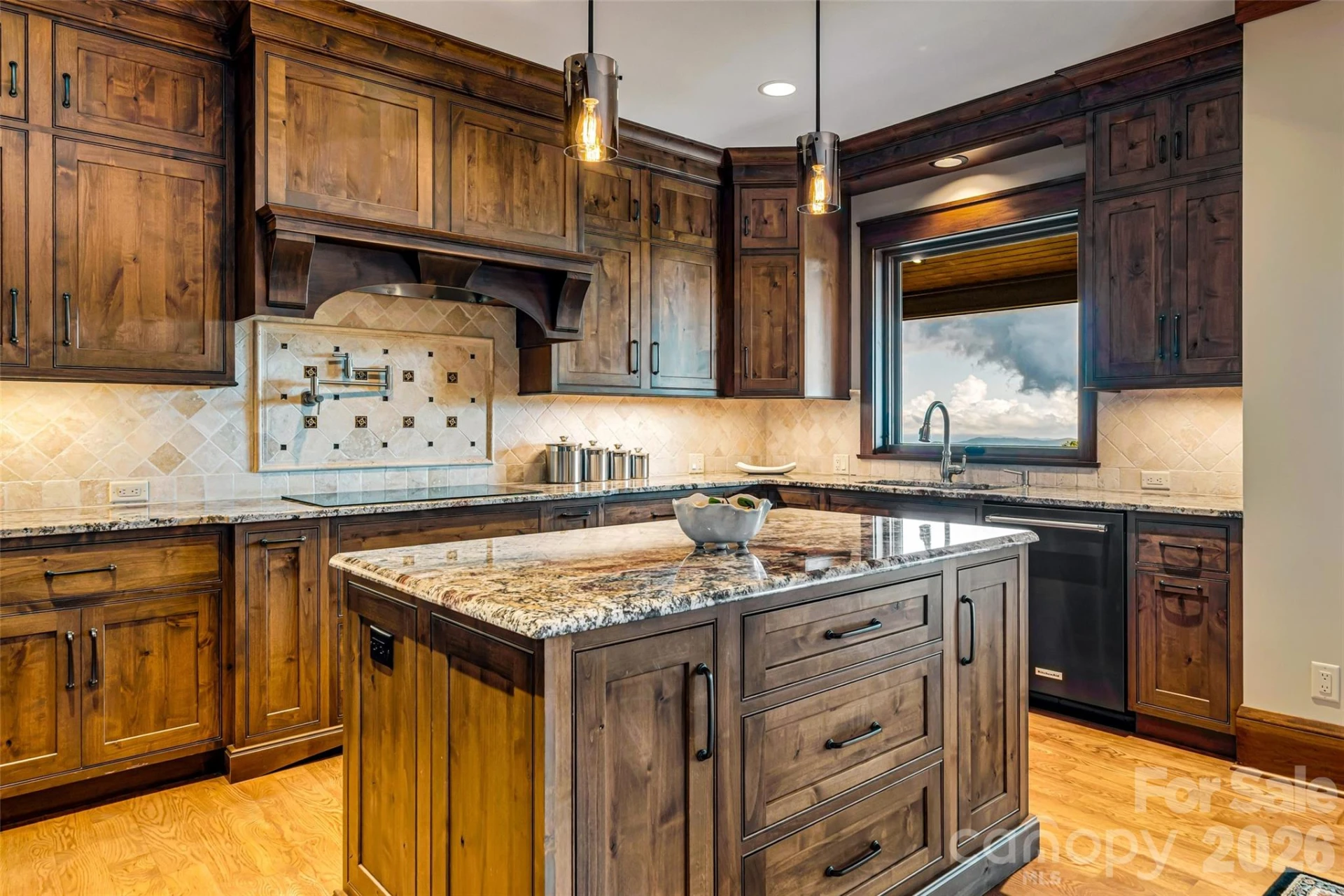 320 Summerset Drive - Photo 13