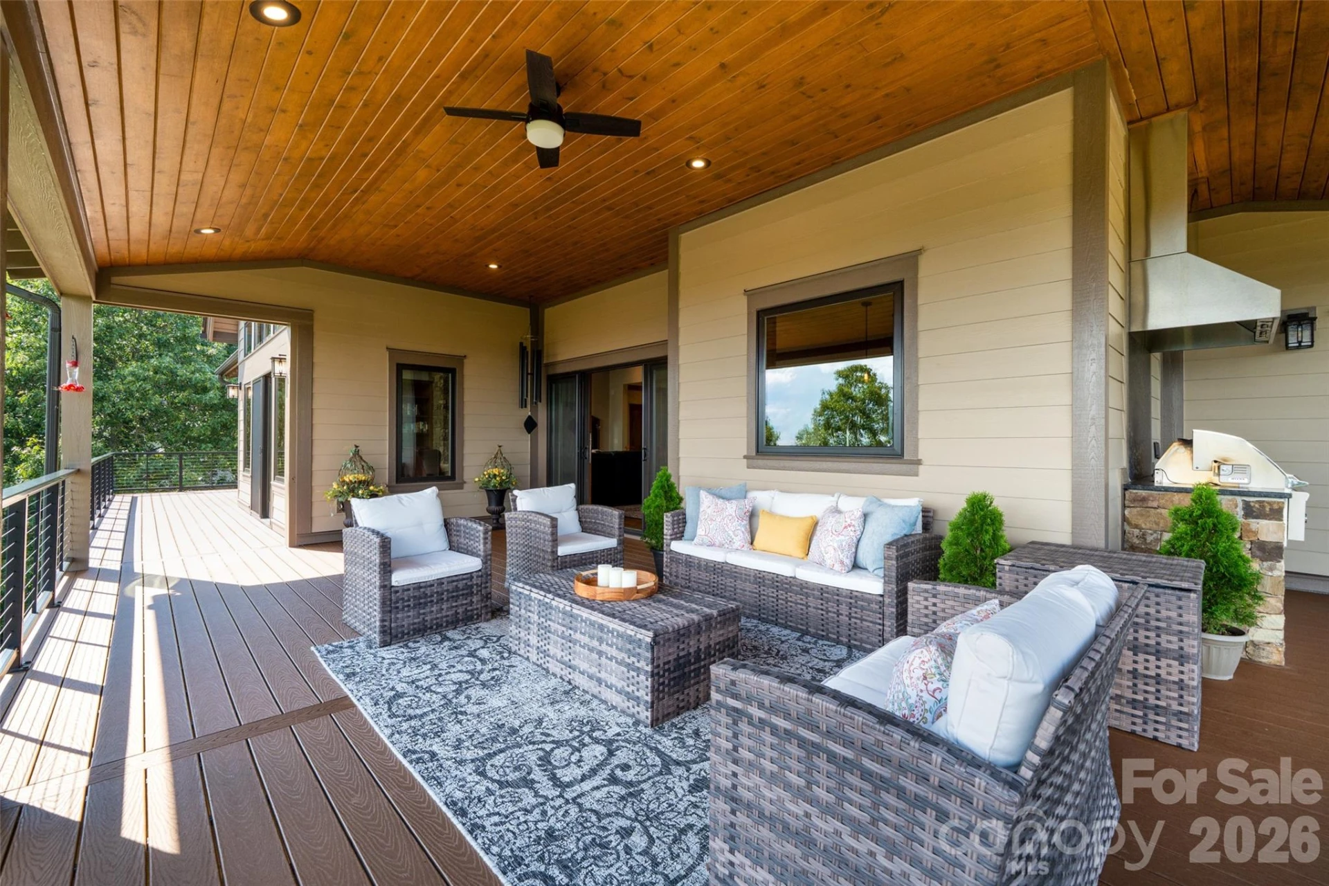 320 Summerset Drive - Photo 21