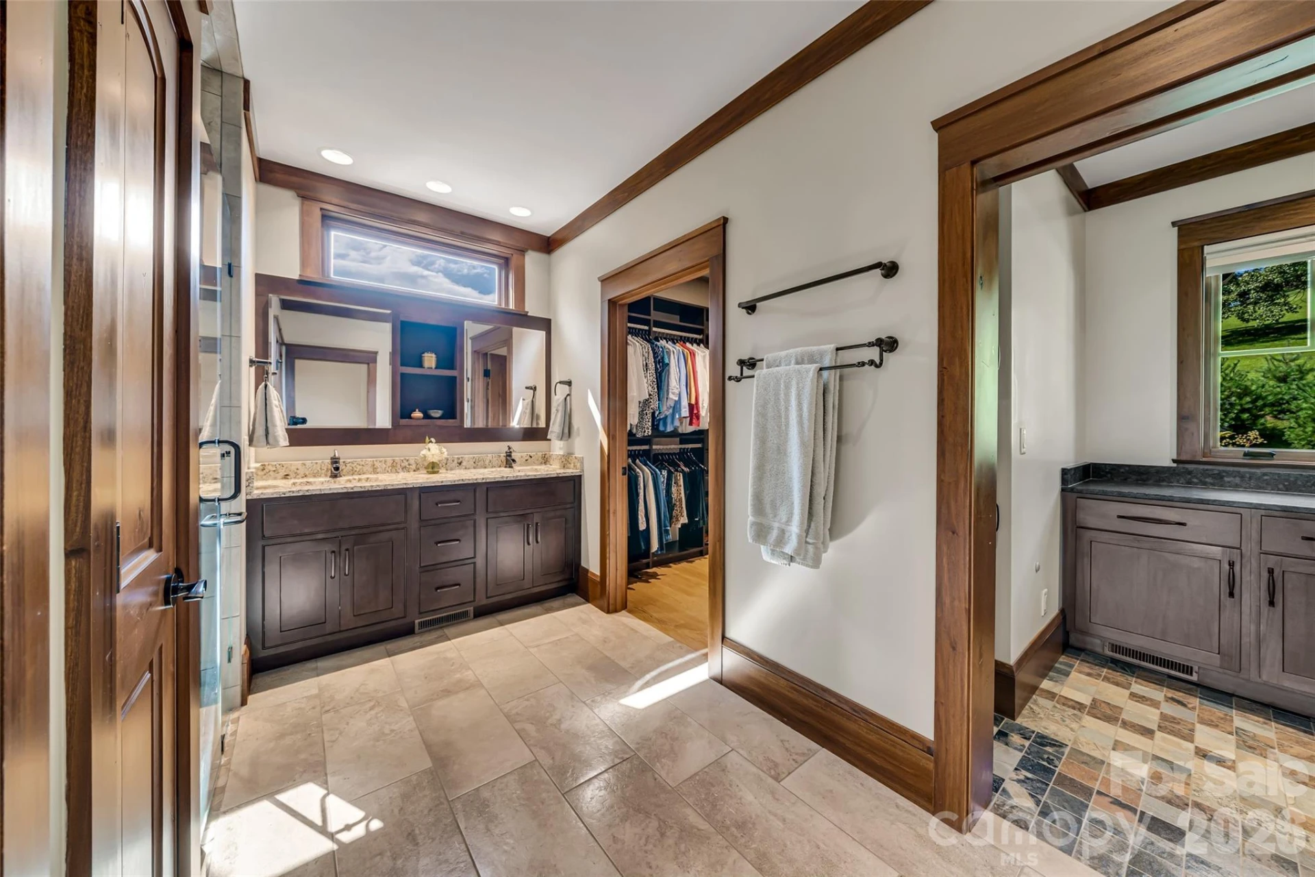 320 Summerset Drive - Photo 25
