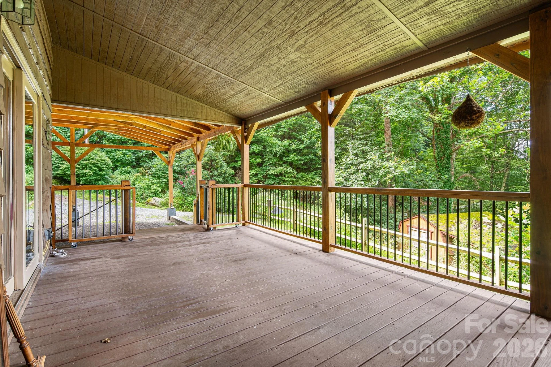 125 Hyacinth Drive - Photo 2
