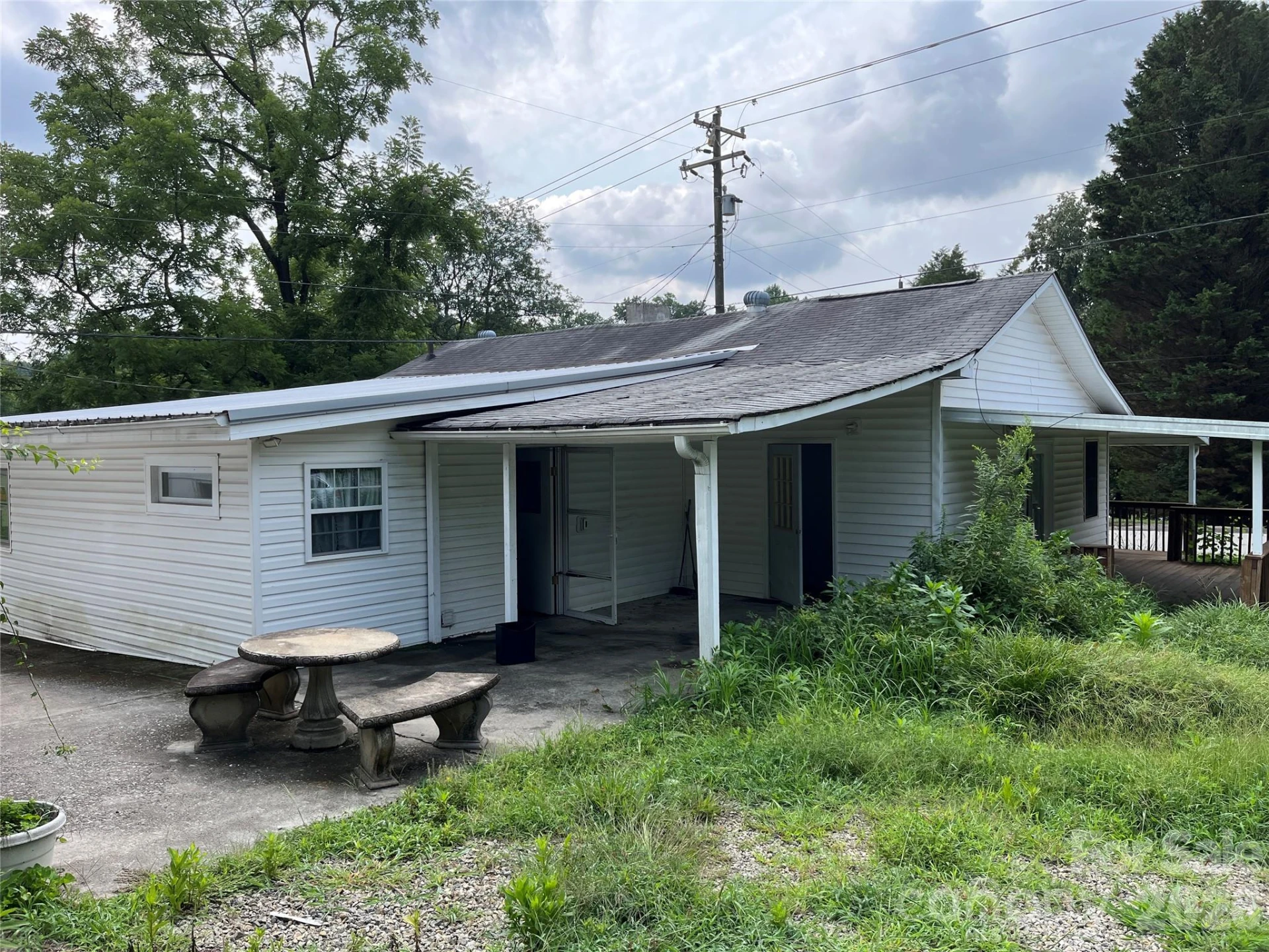 1721 Old Haywood Road - Photo 15