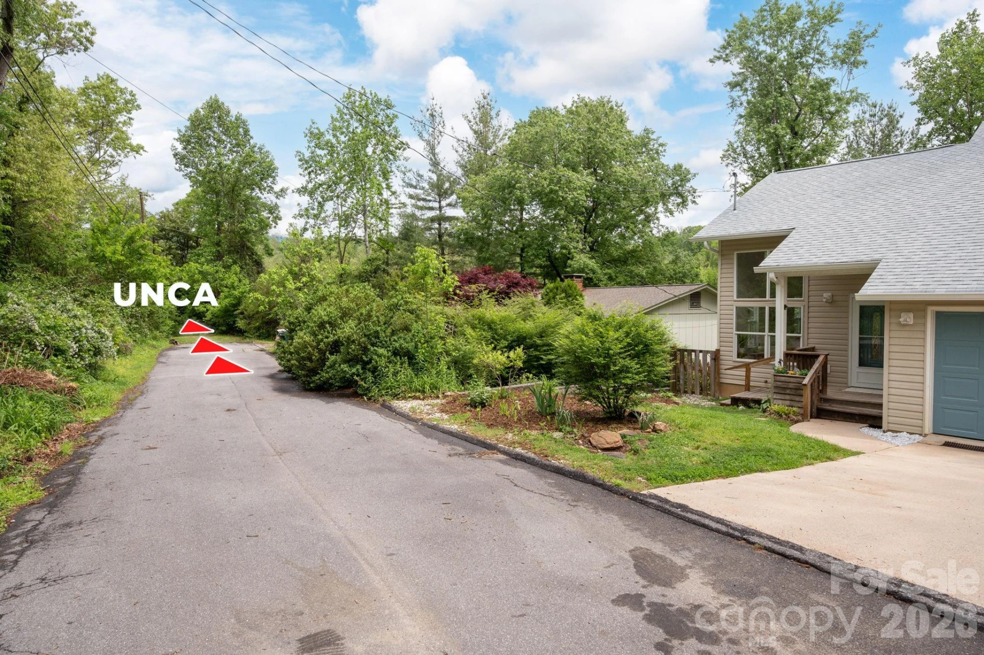 9 Nantahala Street - Photo 3