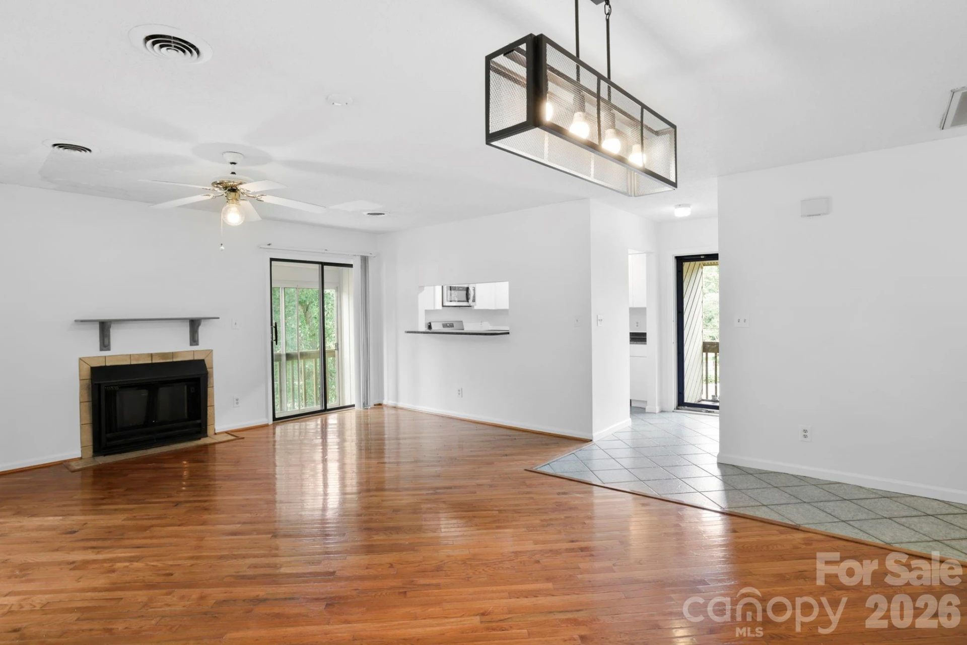 304 Birch Forest Lane - Photo 7