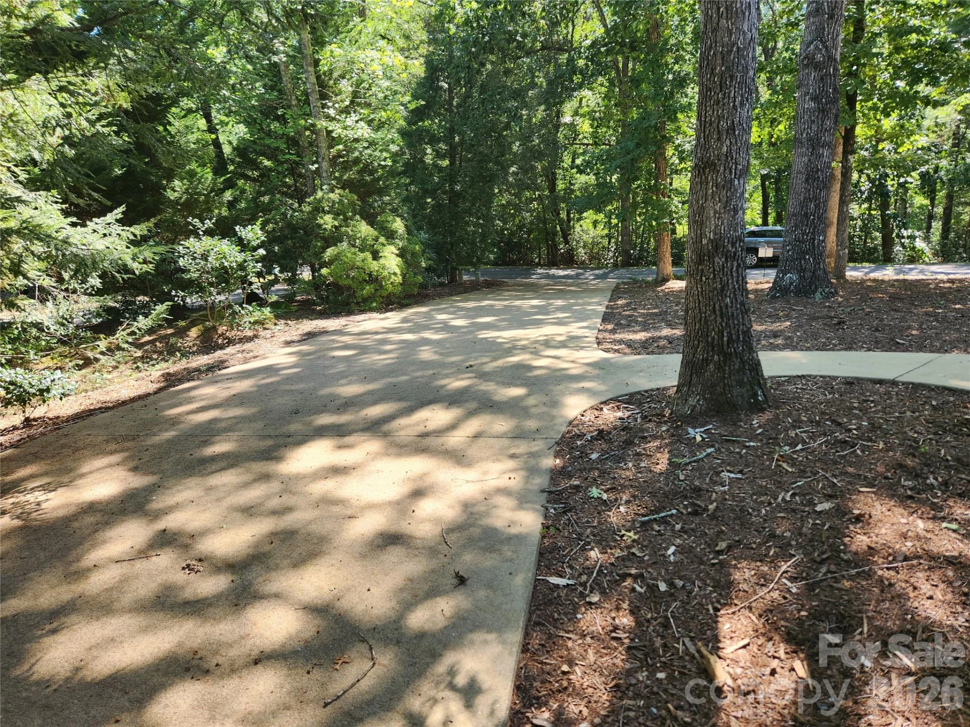 124 Huntington Road - Photo 4