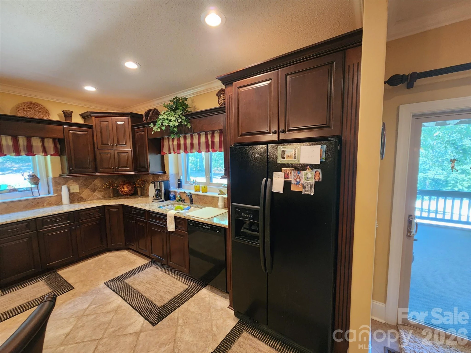 124 Huntington Road - Photo 13