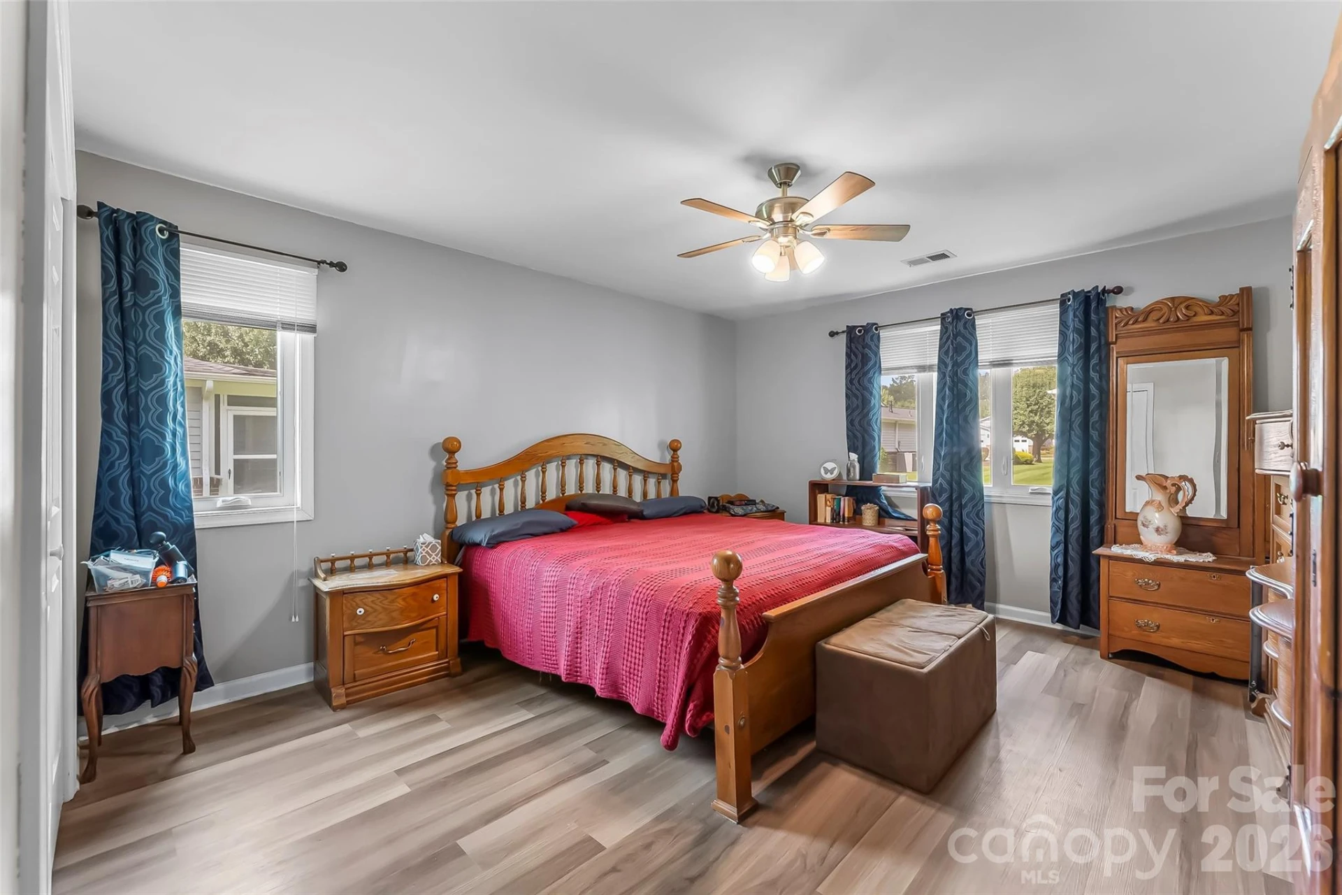 141 Derbyshire Drive - Photo 8