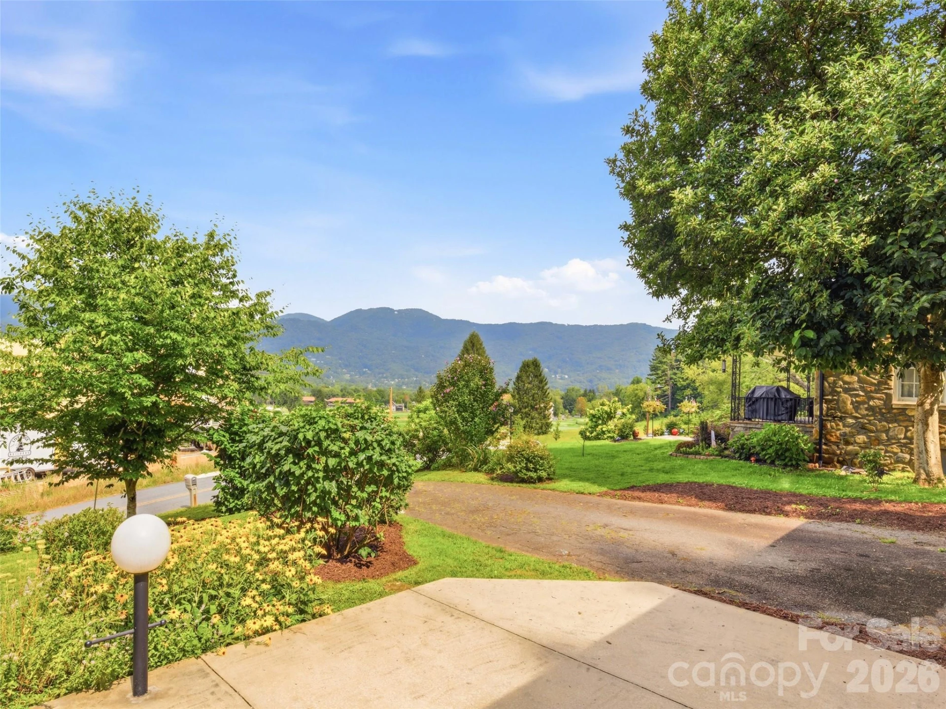 279 Longview Drive - Photo 9