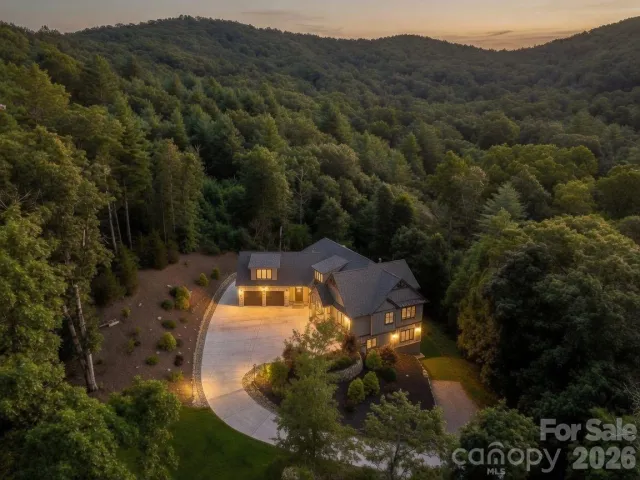8 Lakeview Drive, Fairview, NC, 28730