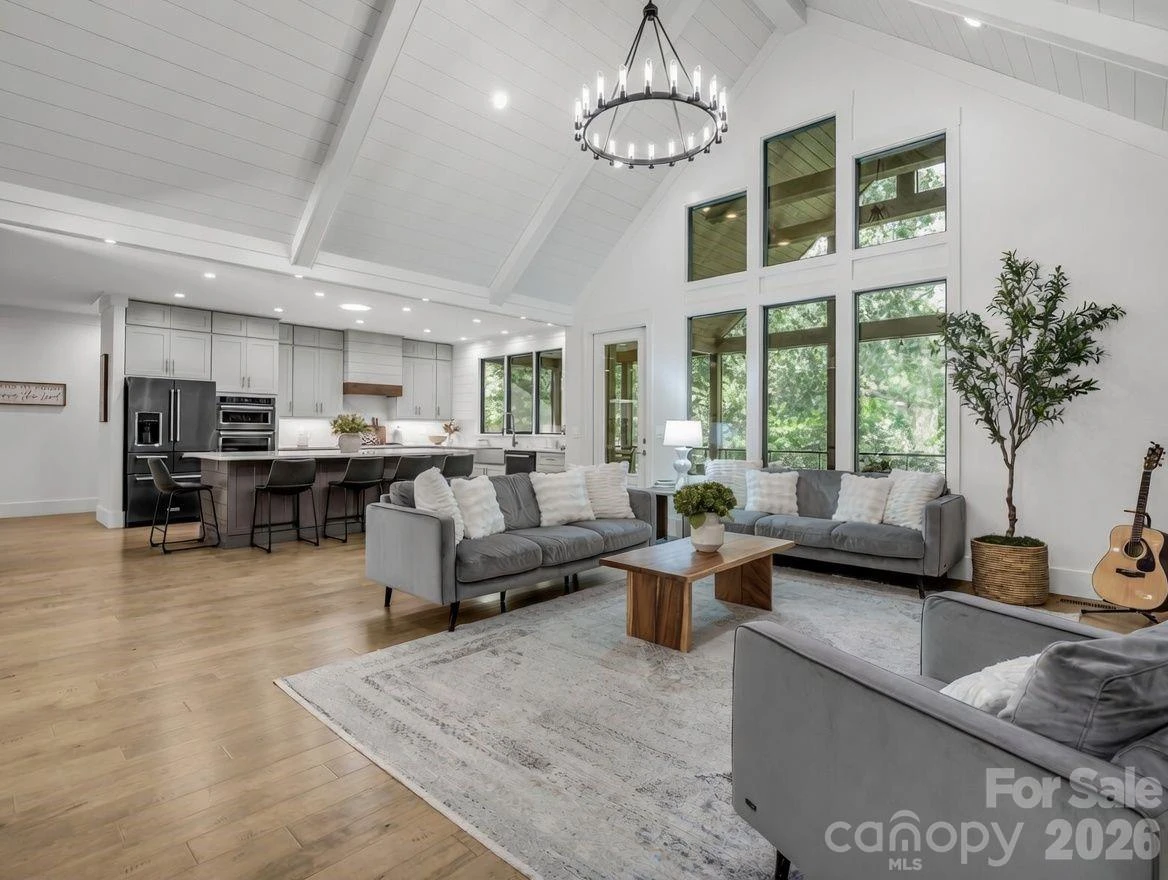 8 Lakeview Drive - Photo 17
