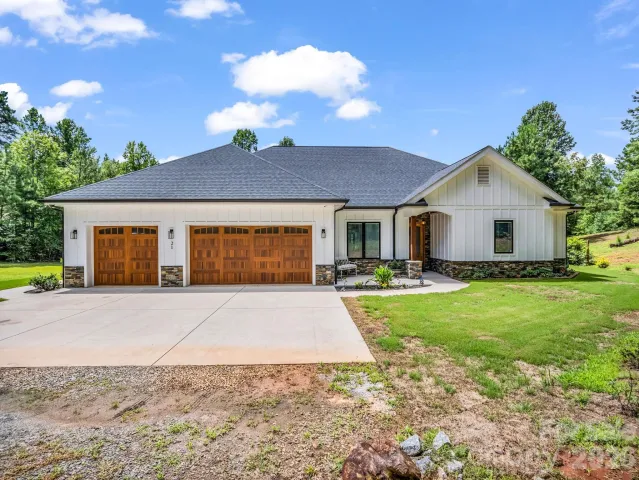 21 Rock Ridge Road, Mill Spring, NC, 28756