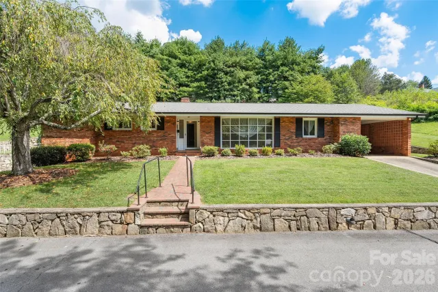 62 W Haywood Drive, Canton, NC, 28716