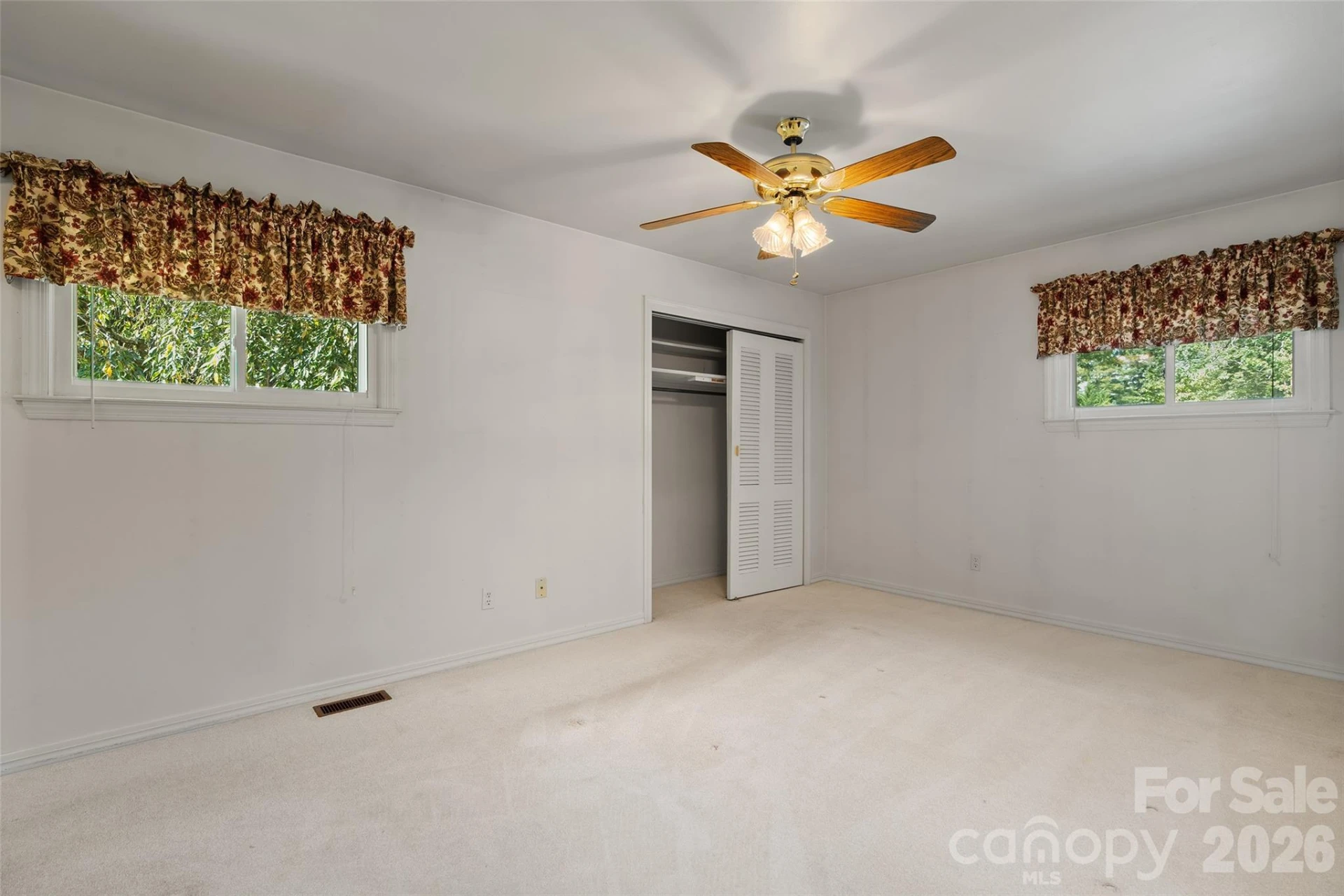 62 W Haywood Drive - Photo 21