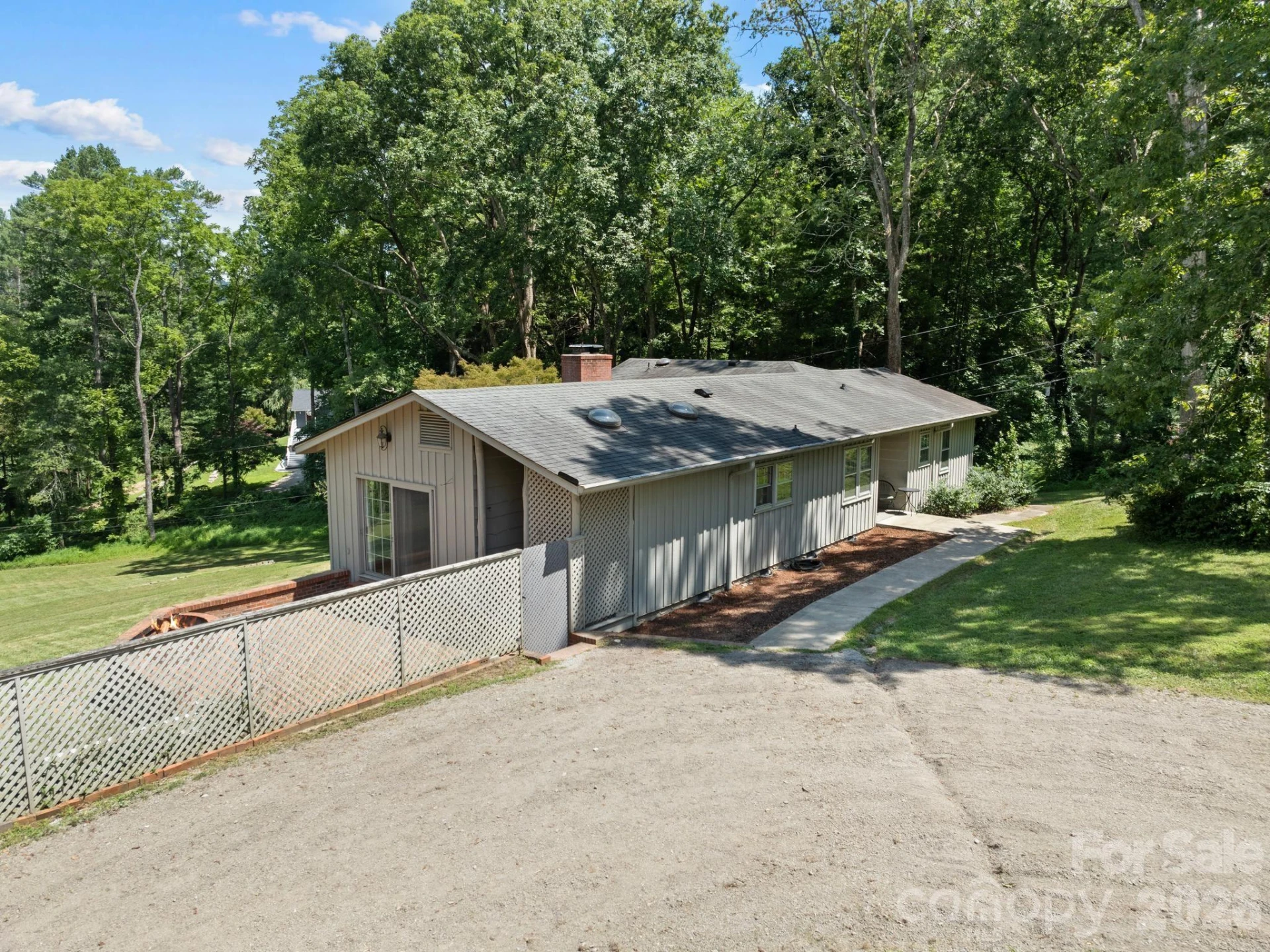242 N Hills Drive - Photo 10