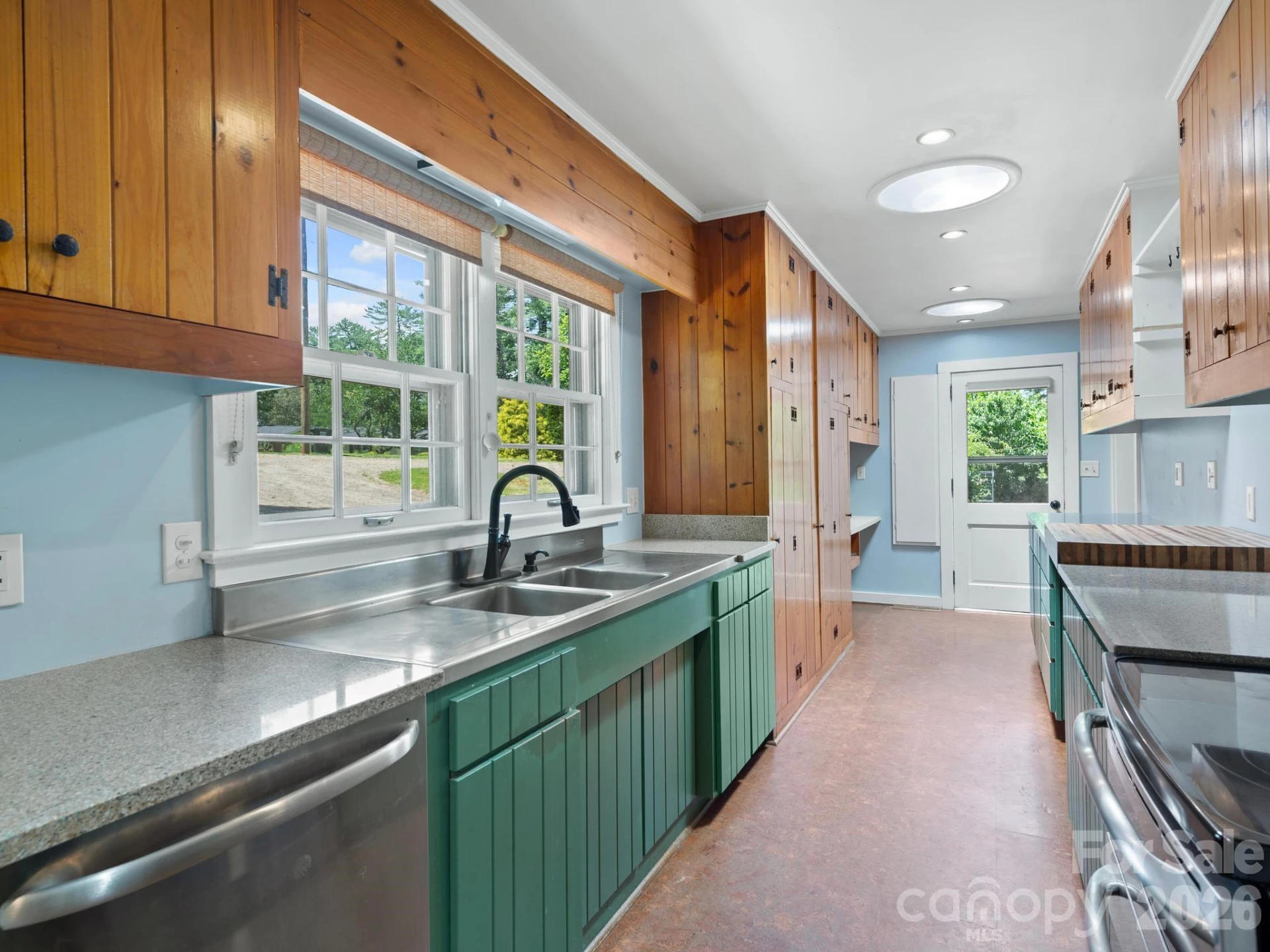 242 N Hills Drive - Photo 20