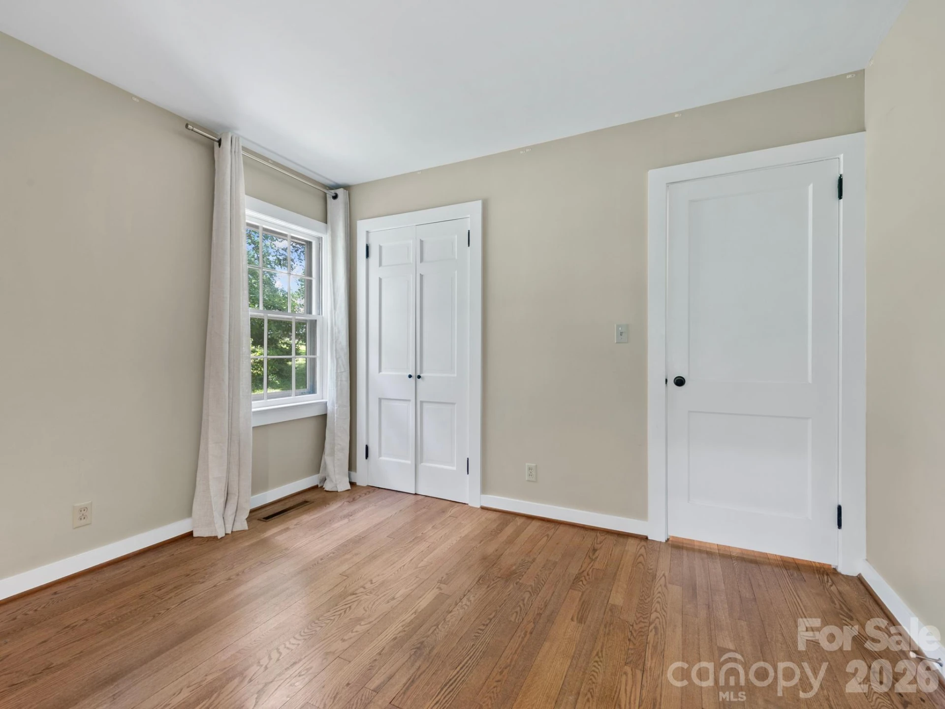 242 N Hills Drive - Photo 30