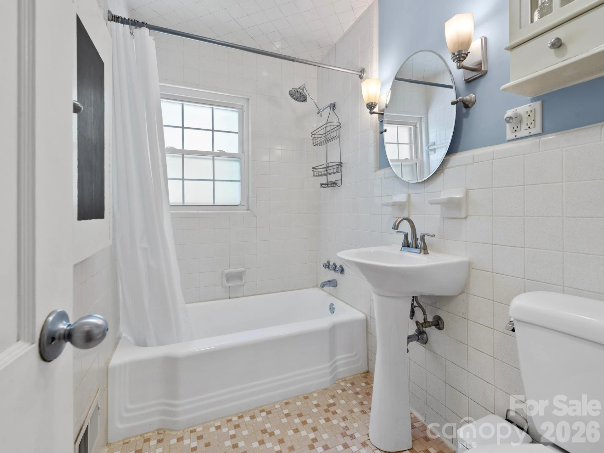 242 N Hills Drive - Photo 31